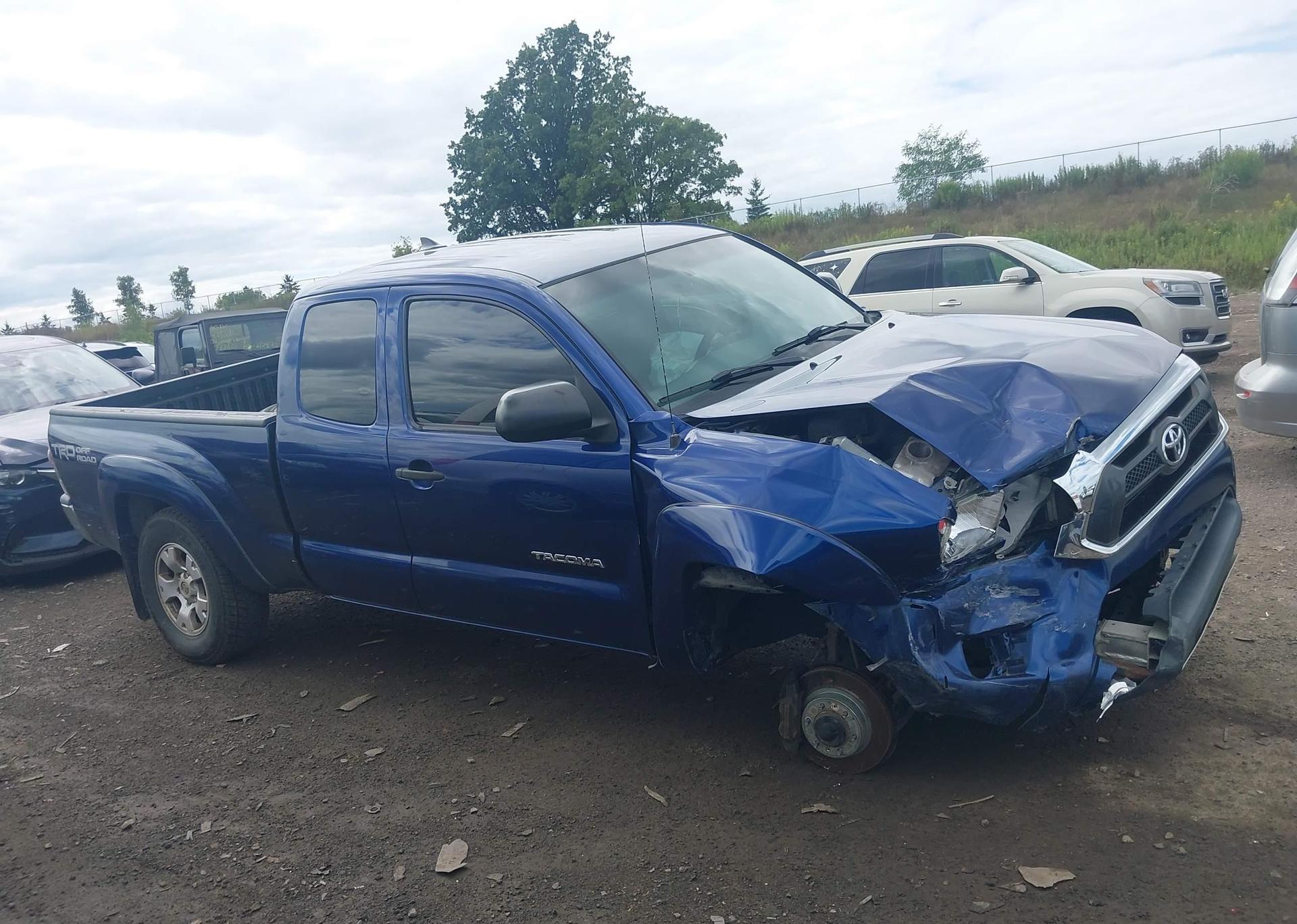2014 TOYOTA TACOMA BASE V6
