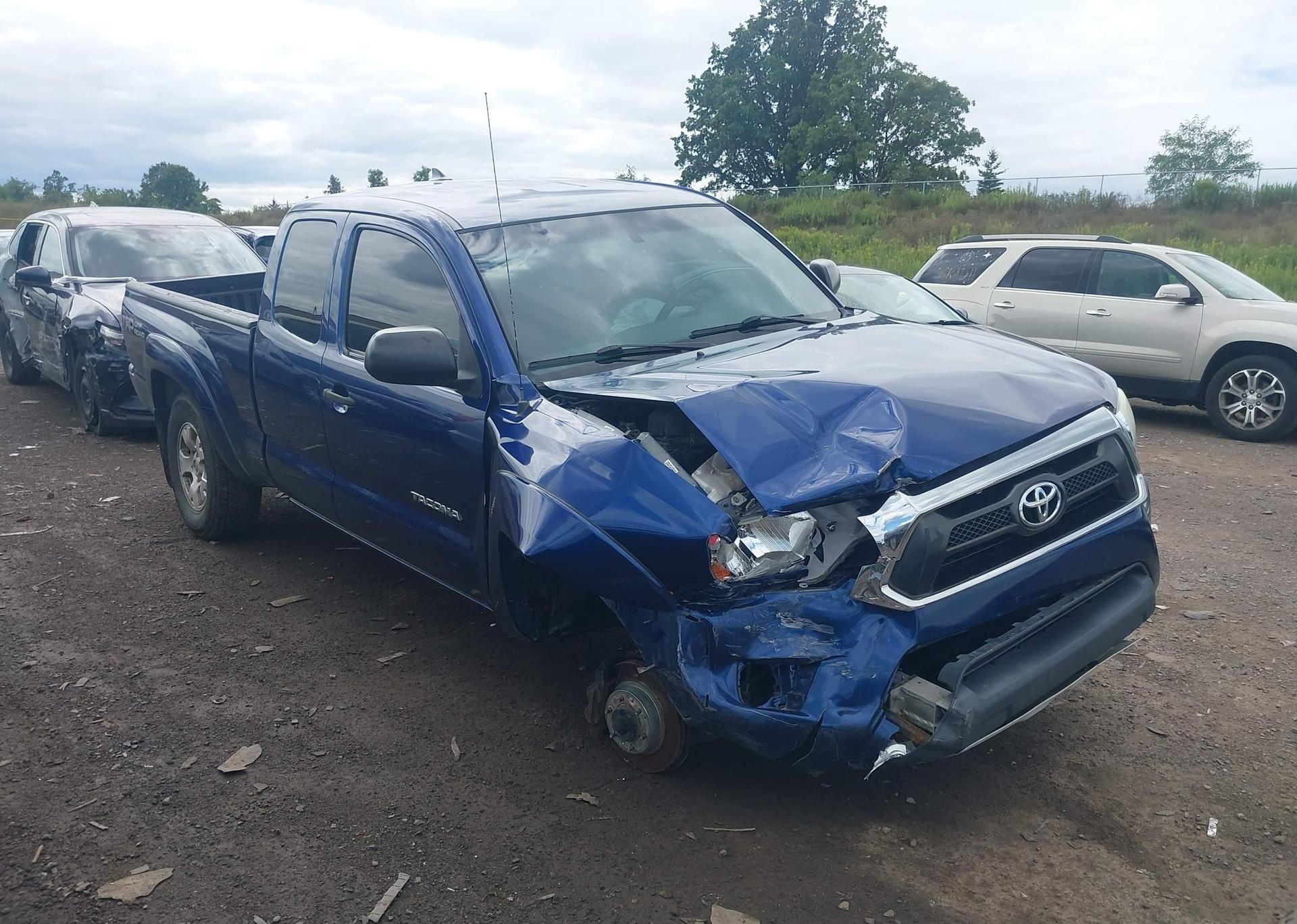 2014 TOYOTA TACOMA BASE V6