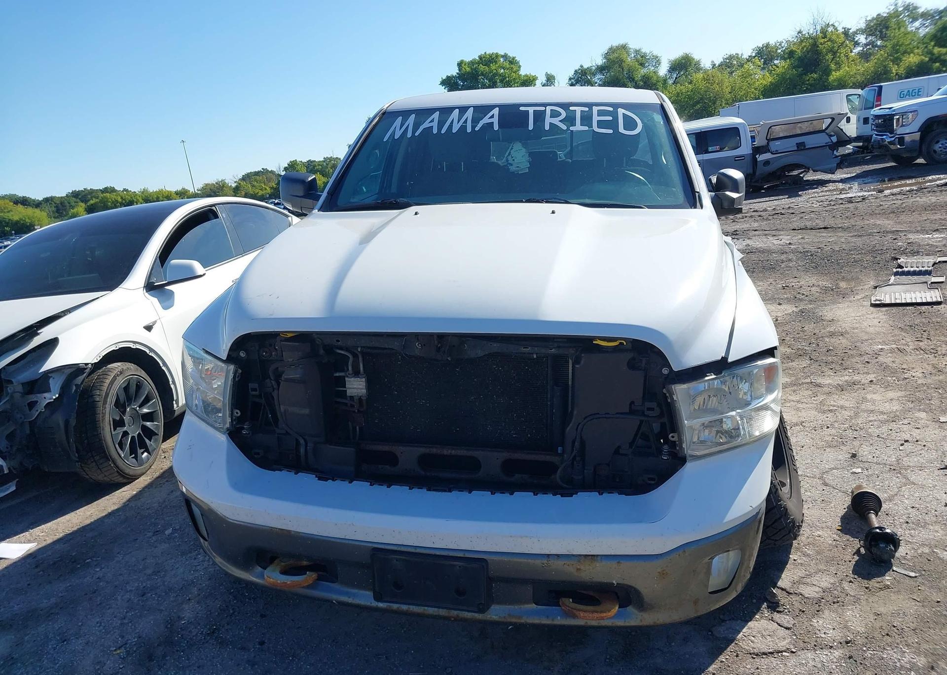 2013 RAM 1500 SLT