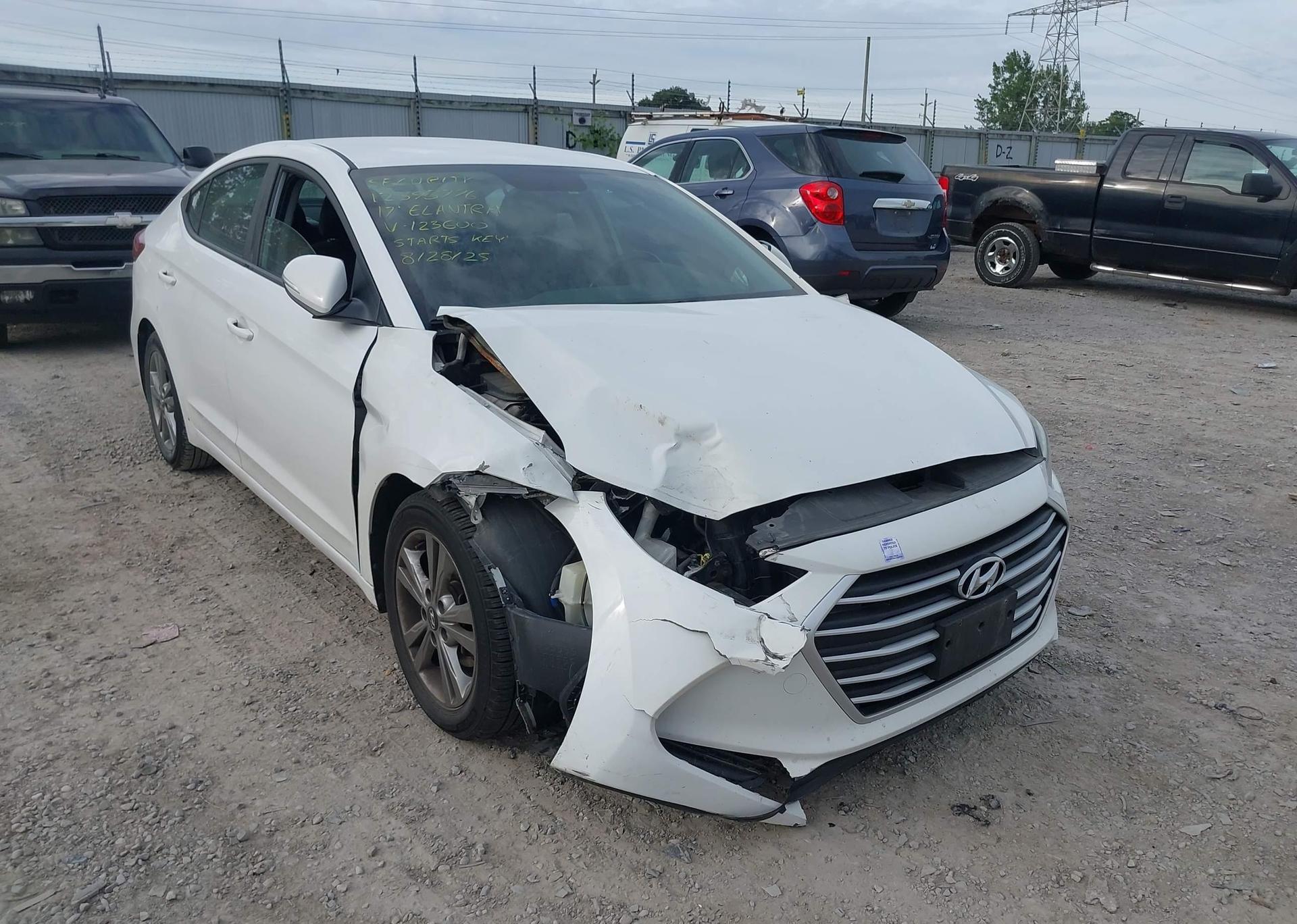 2017 HYUNDAI ELANTRA GL