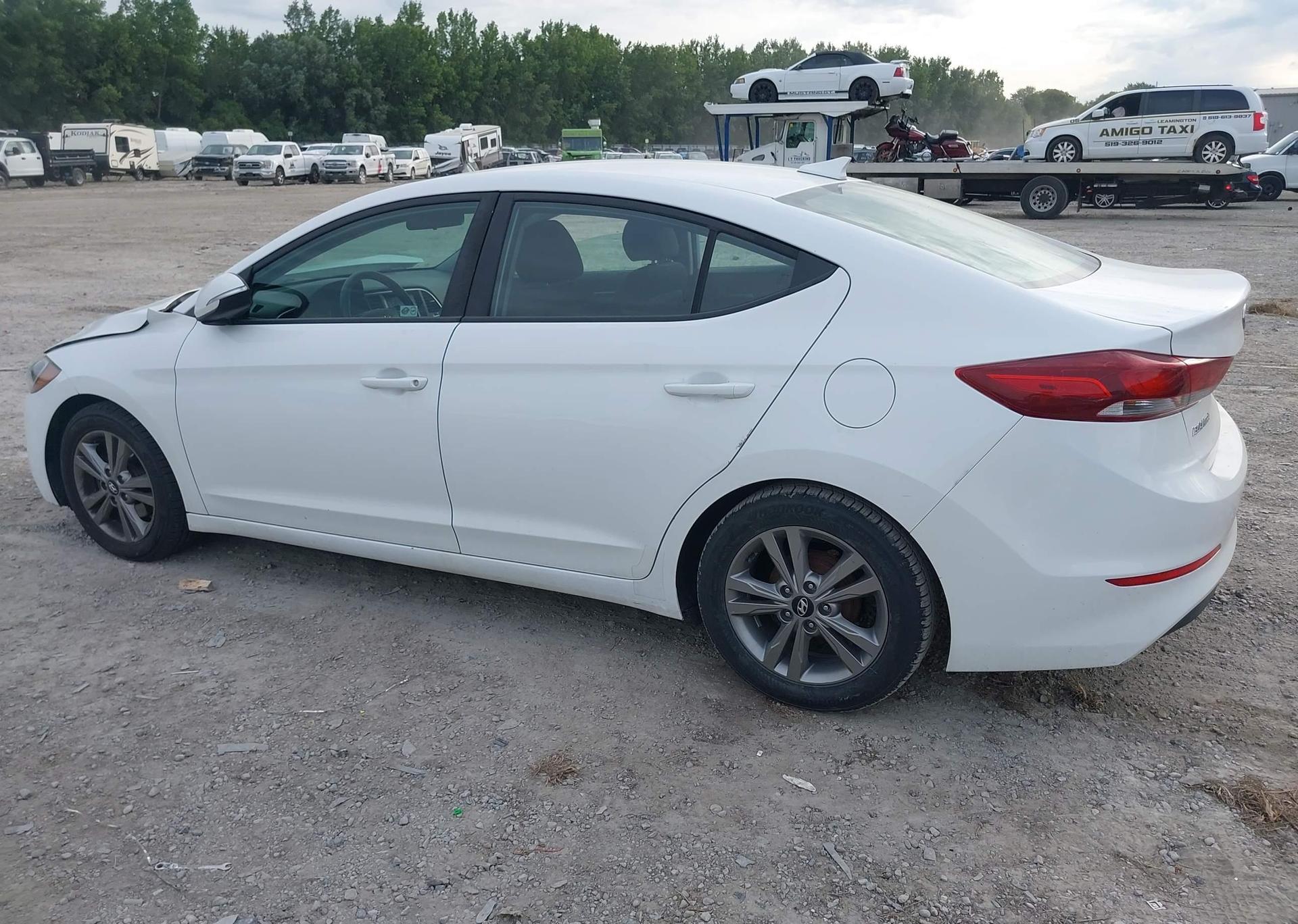 2017 HYUNDAI ELANTRA GL