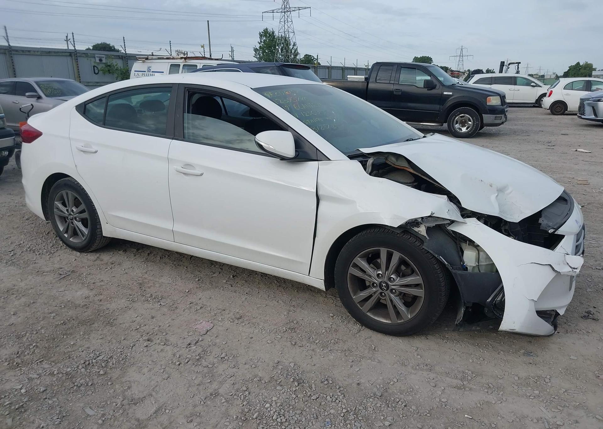 2017 HYUNDAI ELANTRA GL