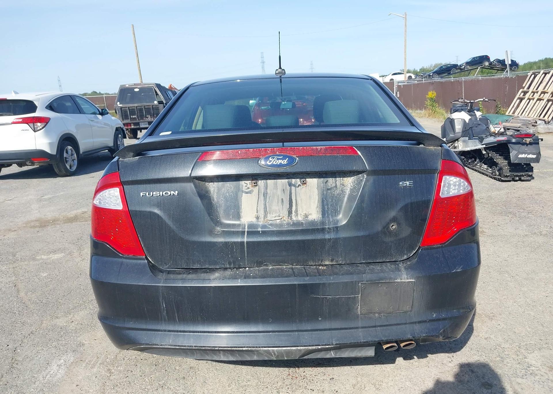 2012 FORD FUSION SE