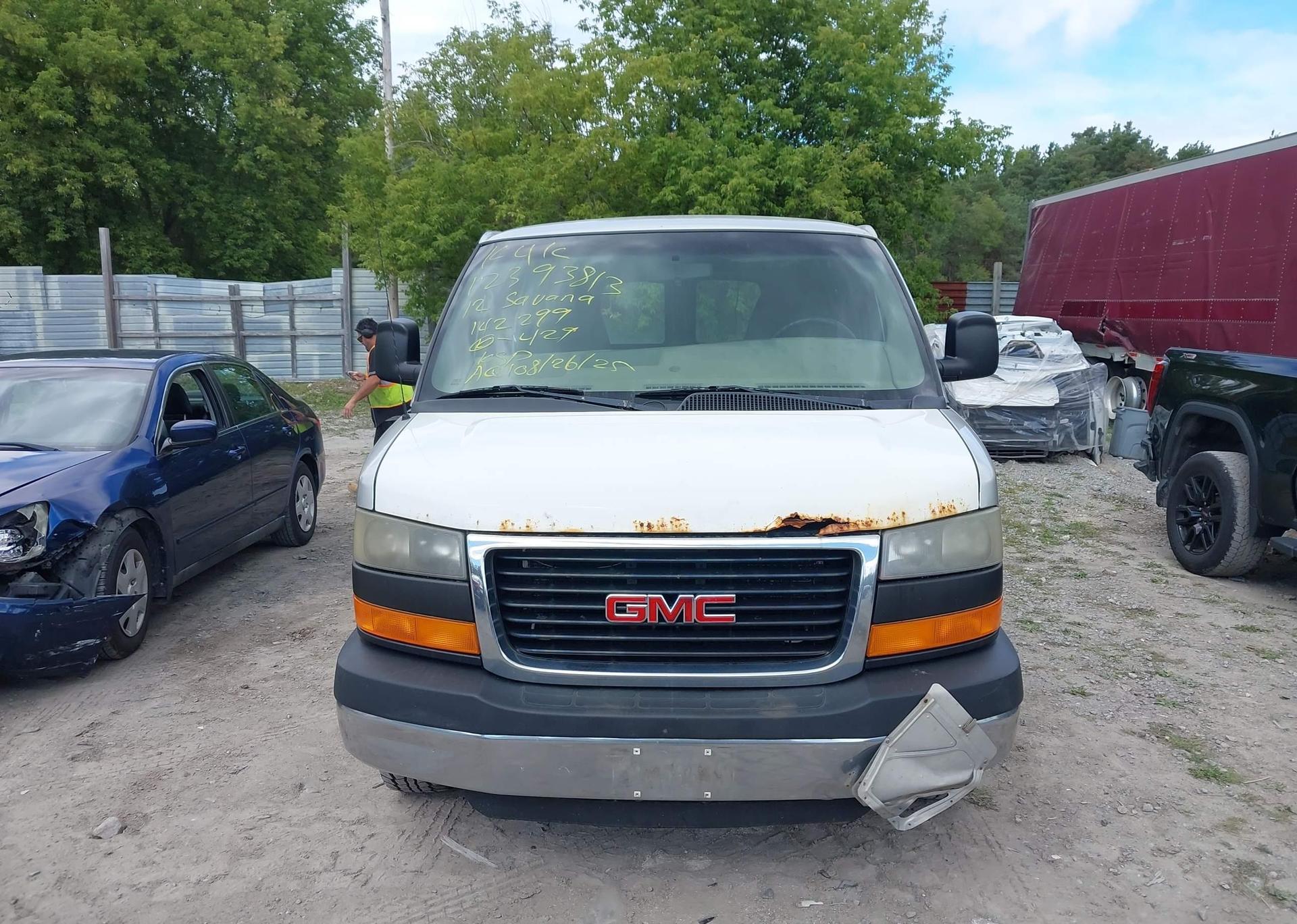2012 GMC SAVANA G3500