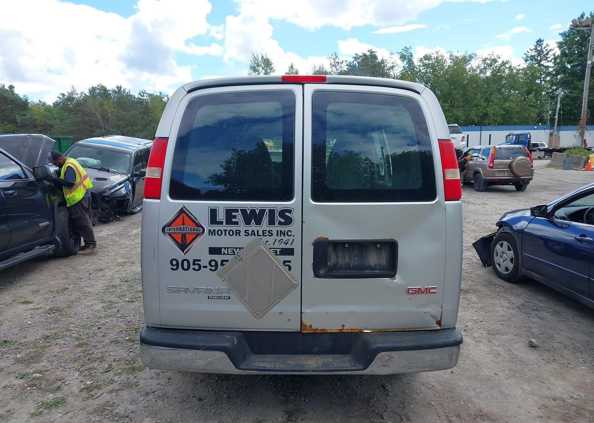 2012 GMC SAVANA G3500