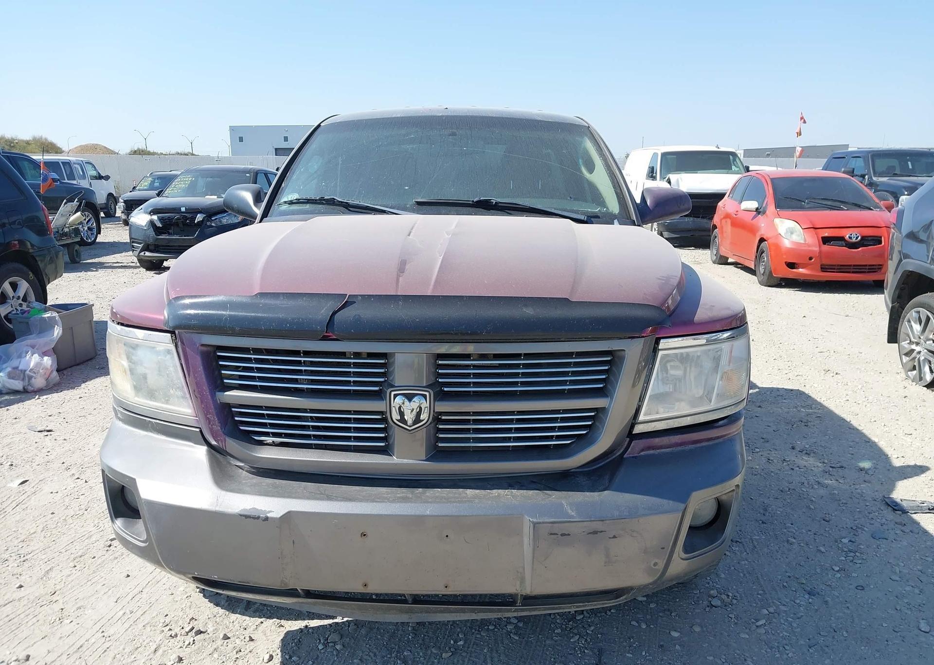 2008 DODGE DAKOTA ST