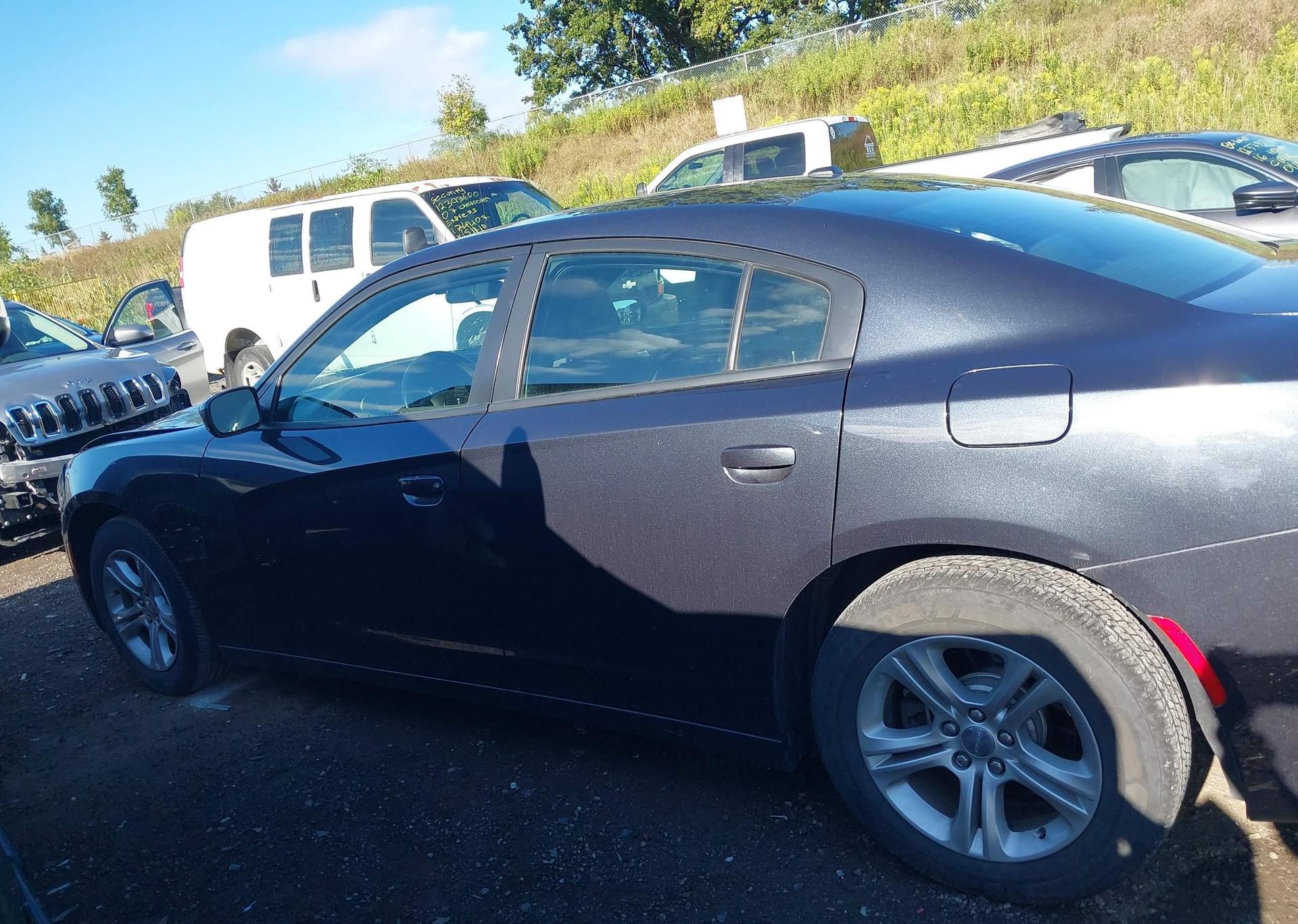 2019 DODGE CHARGER SXT