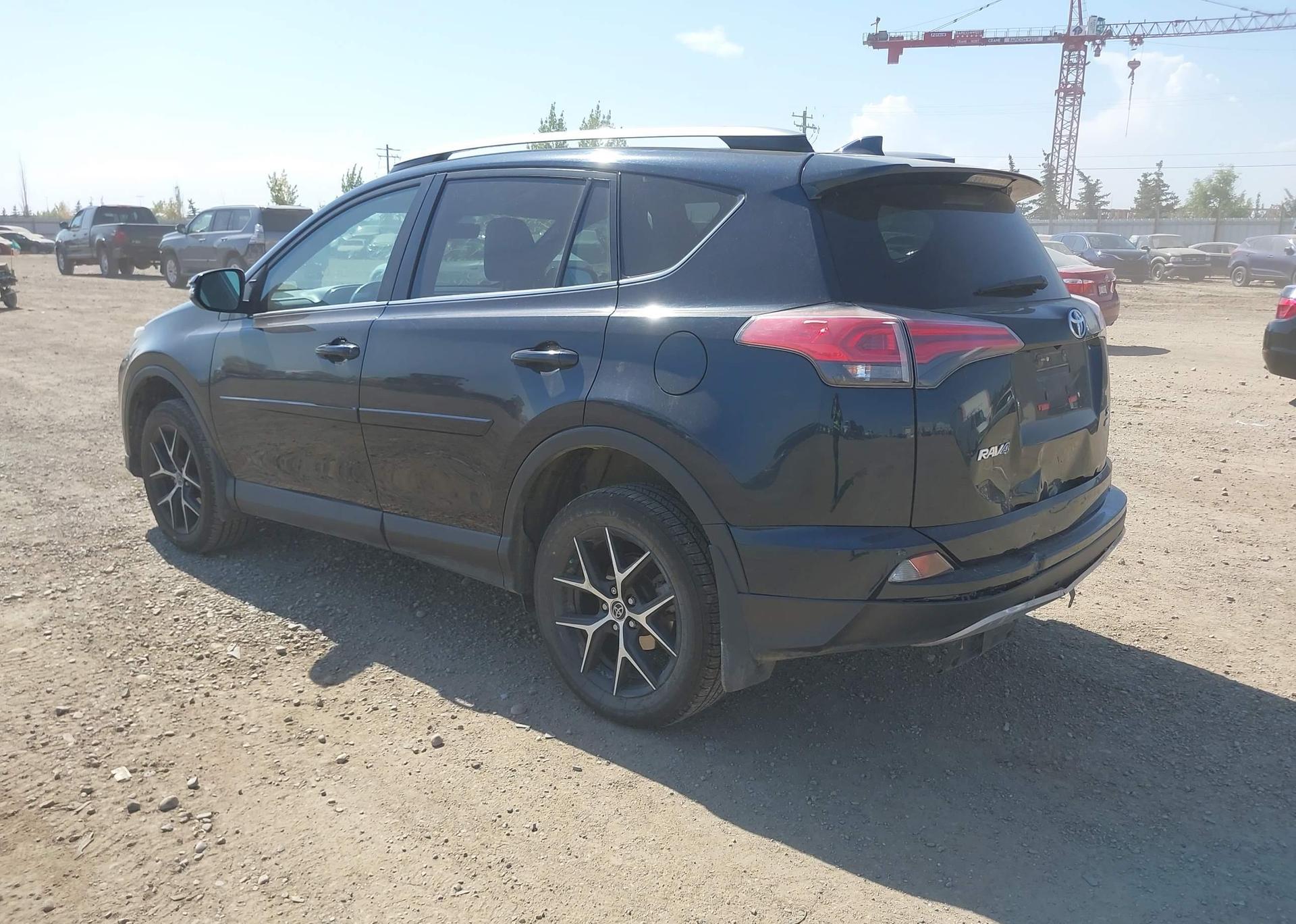 2017 TOYOTA RAV4 SE