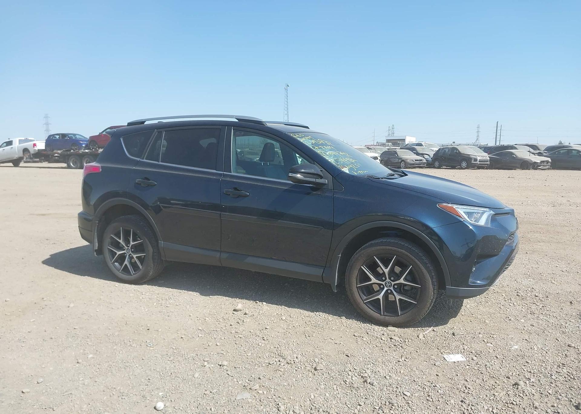 2017 TOYOTA RAV4 SE