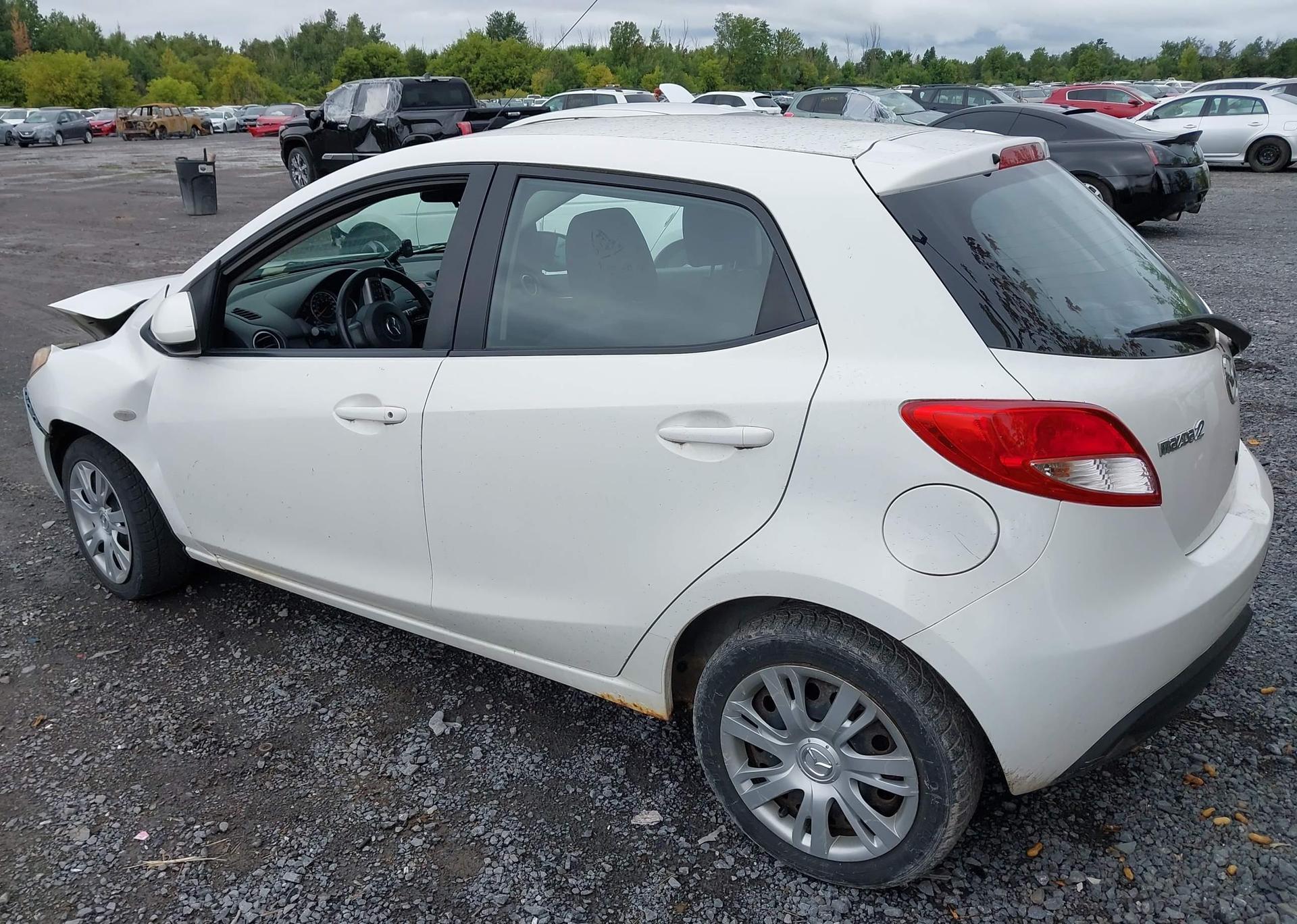 2011 MAZDA MAZDA2 GS
