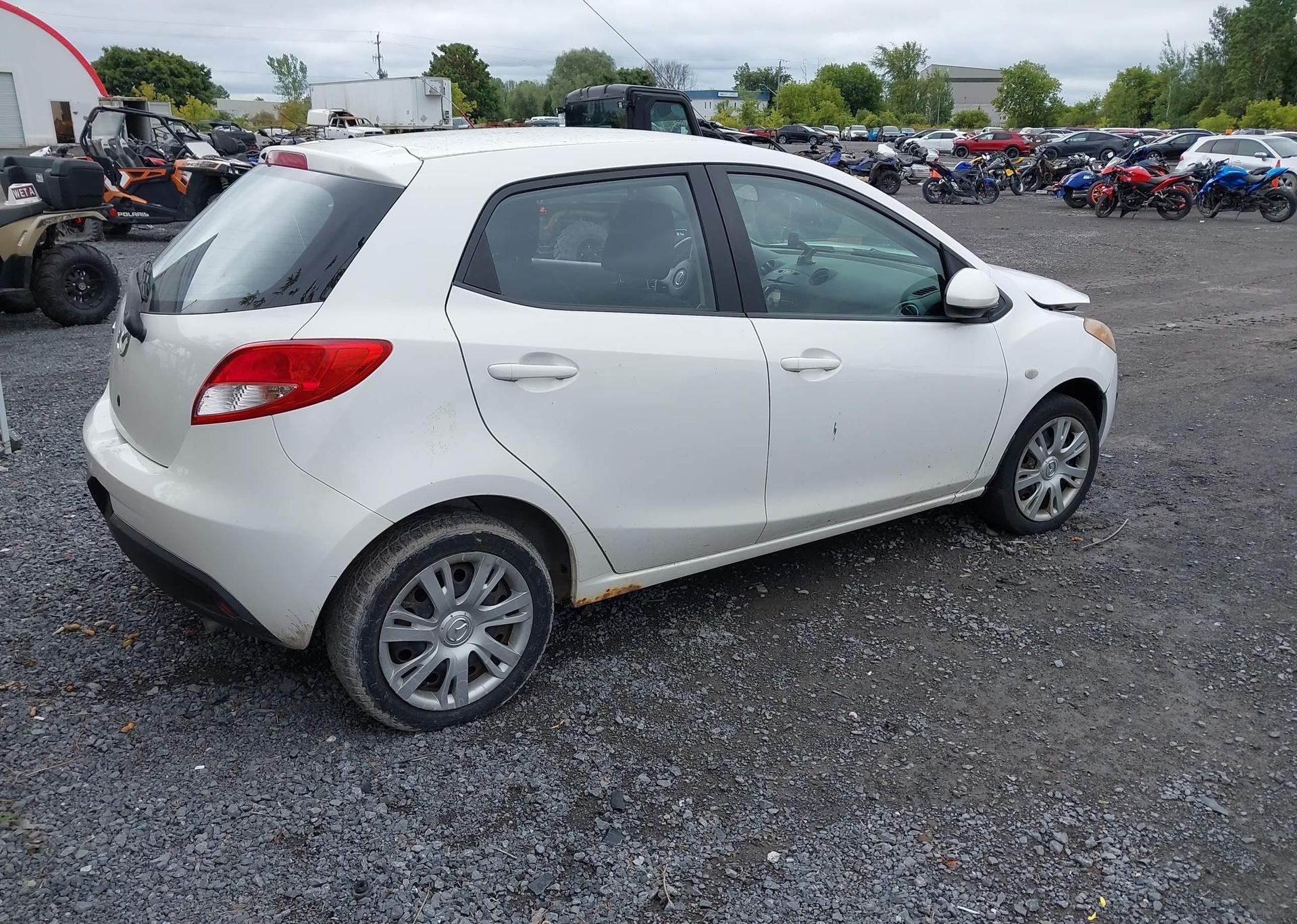 2011 MAZDA MAZDA2 GS