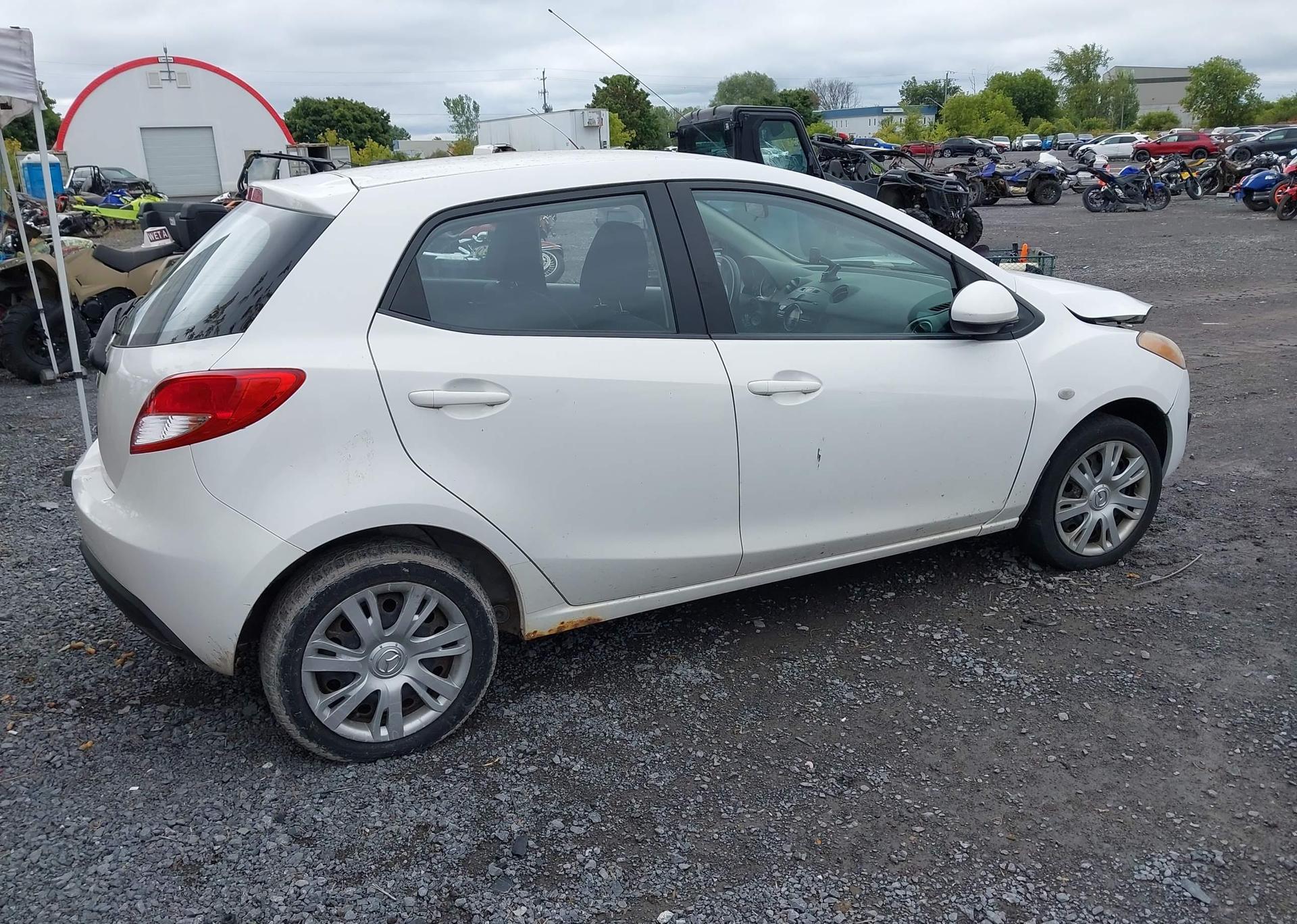 2011 MAZDA MAZDA2 GS