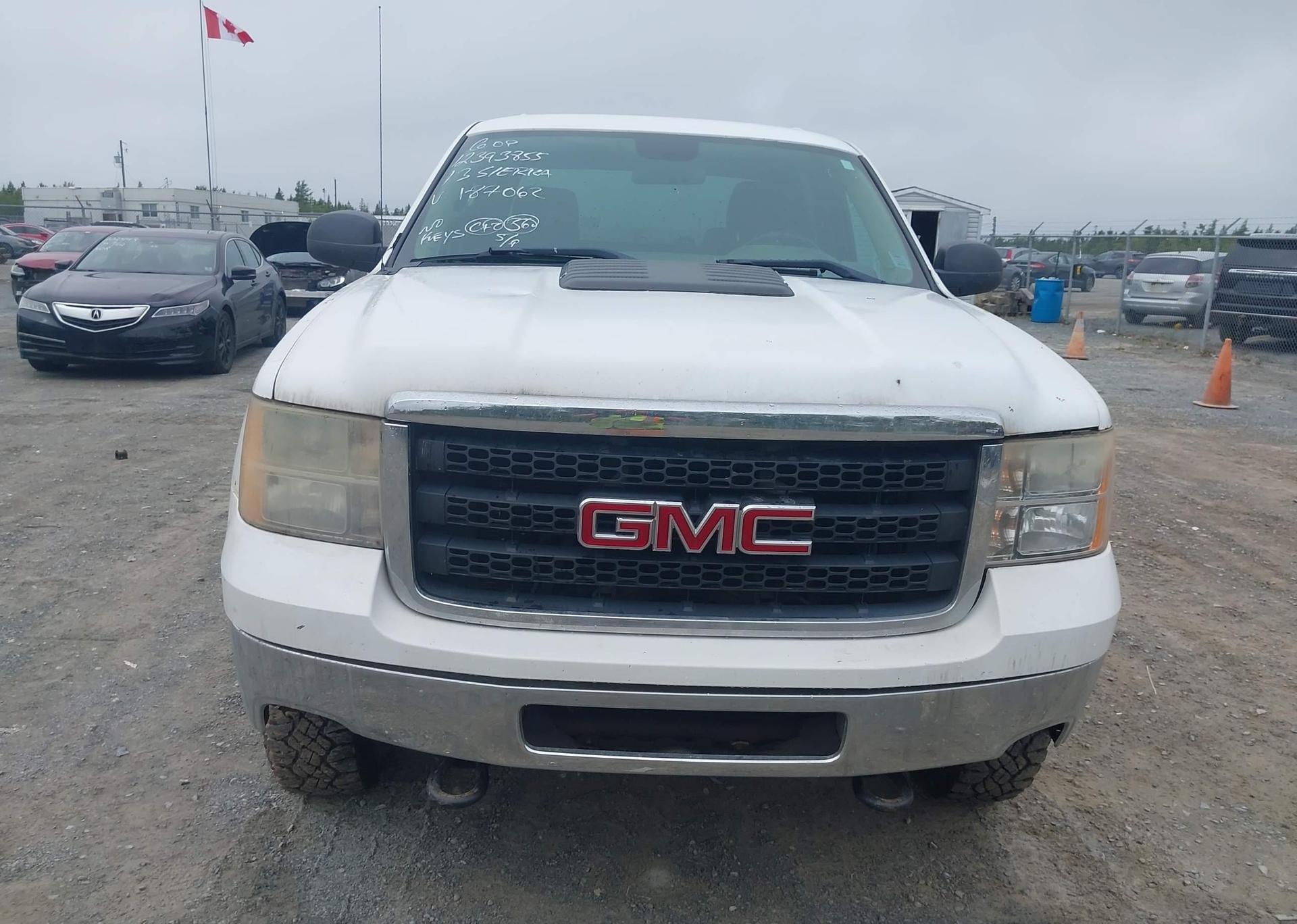 2013 GMC SIERRA 2500HD WT