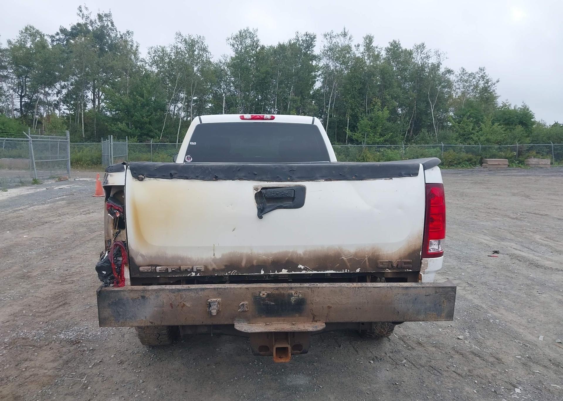 2013 GMC SIERRA 2500HD WT