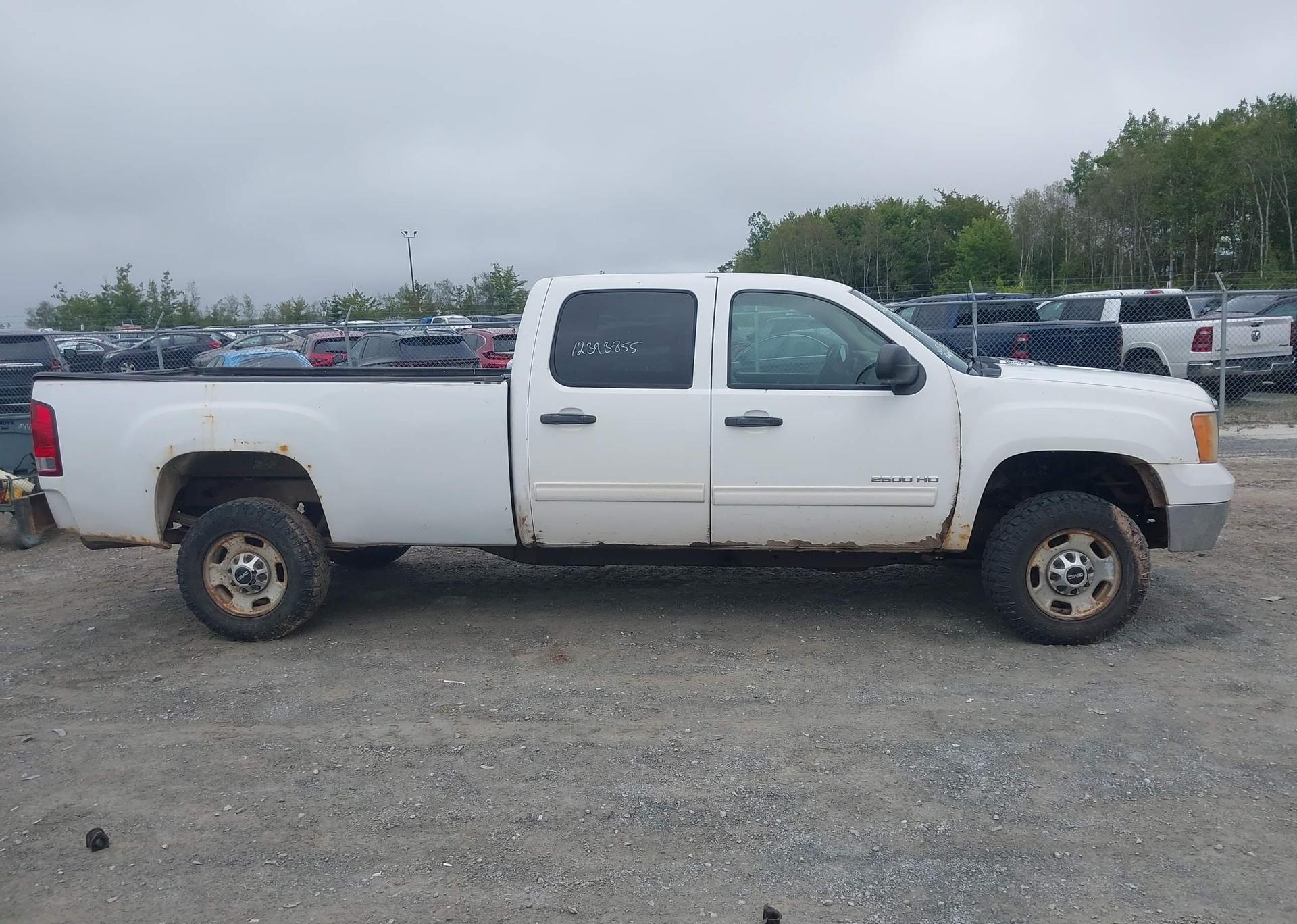 2013 GMC SIERRA 2500HD WT