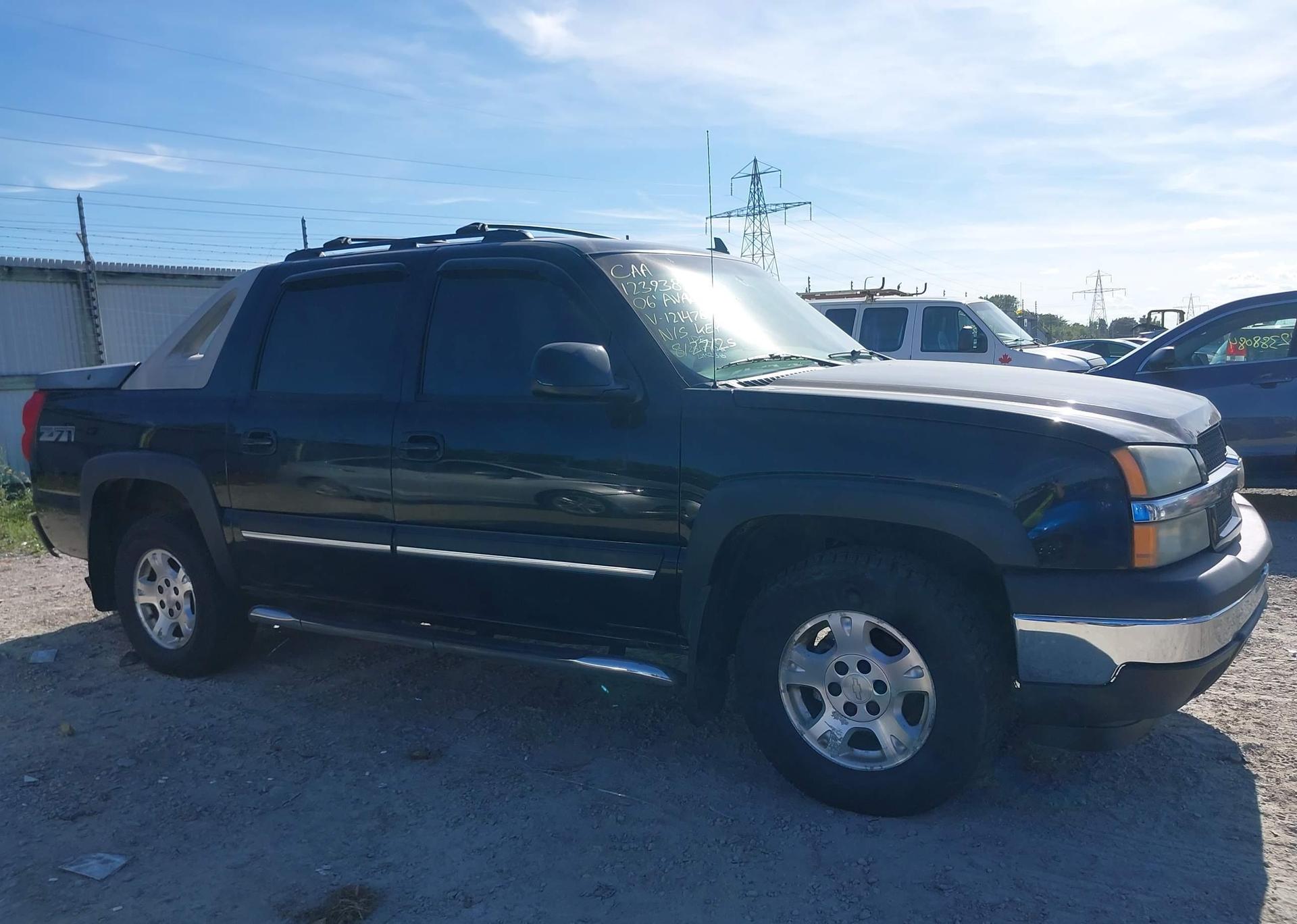 2006 CHEVROLET AVALANCHE 1500 LS