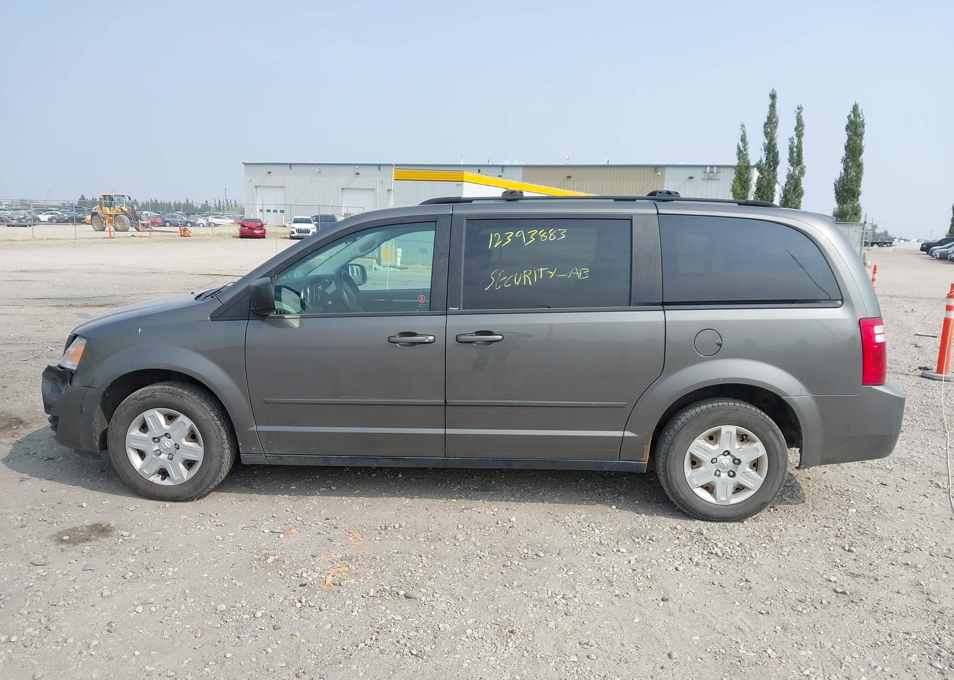 2010 DODGE GRAND CARAVAN SE
