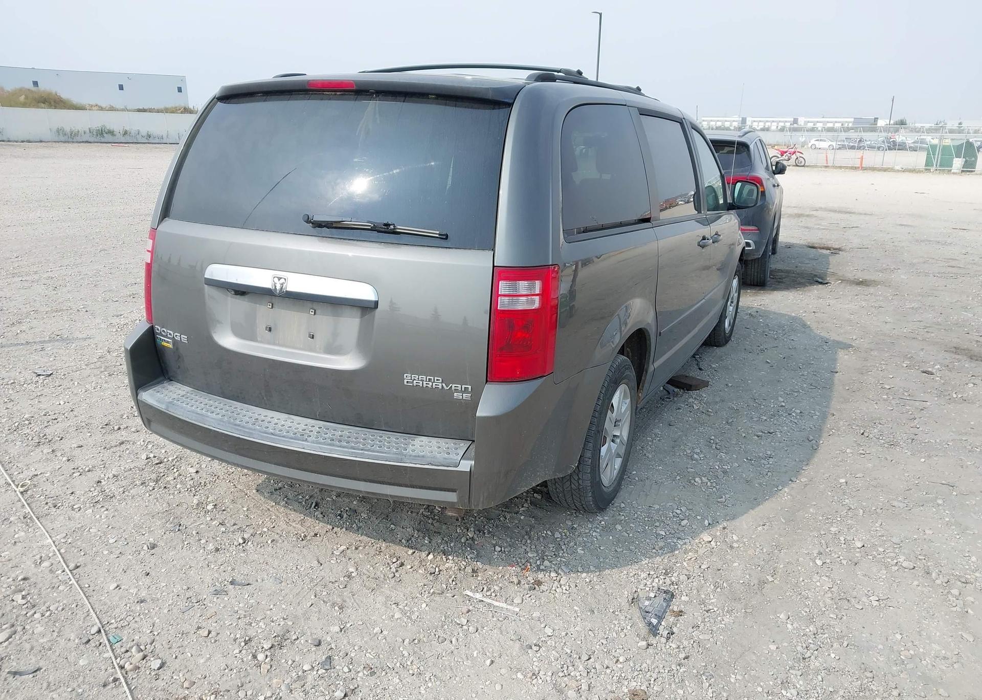 2010 DODGE GRAND CARAVAN SE