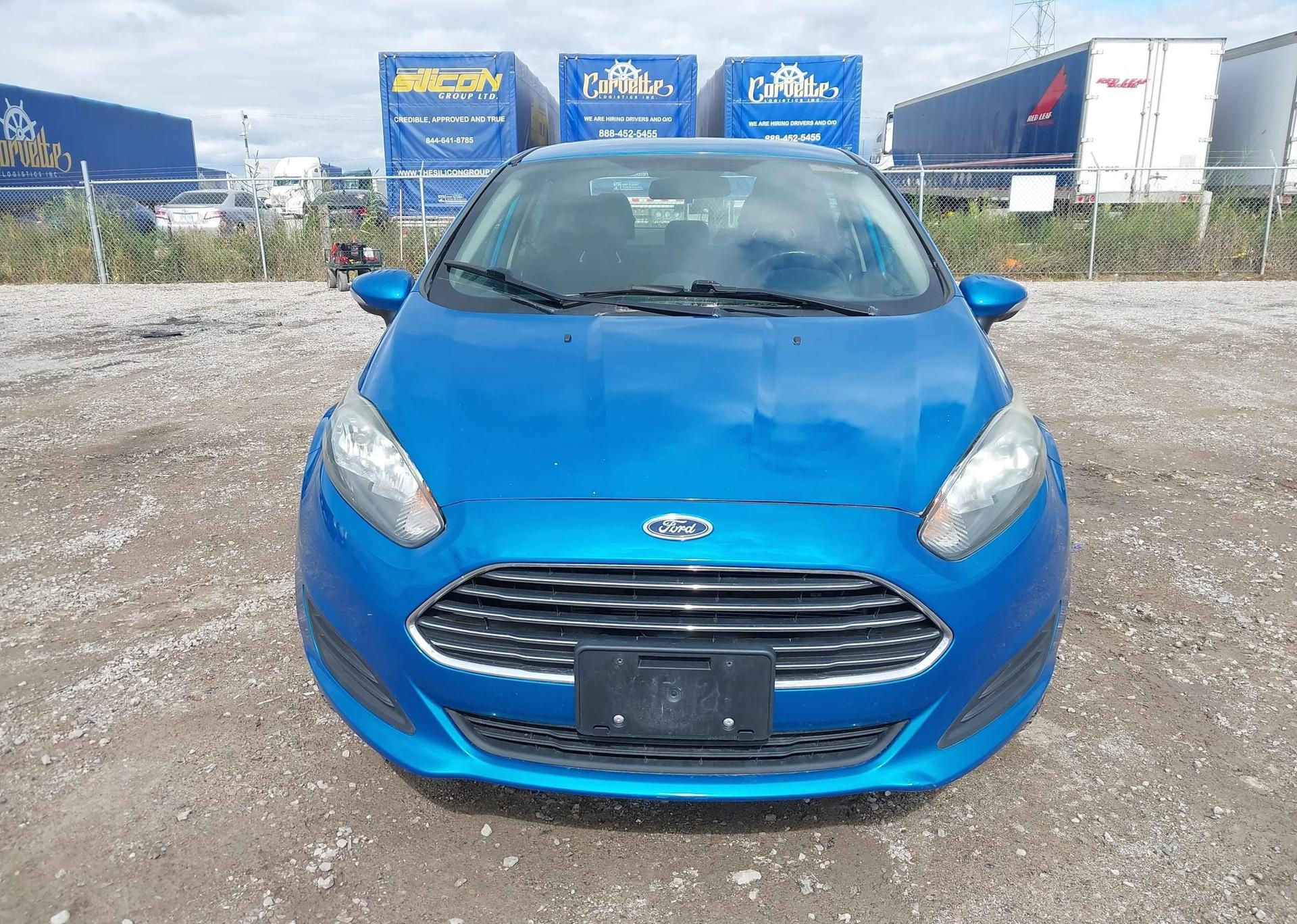2016 FORD Fiesta