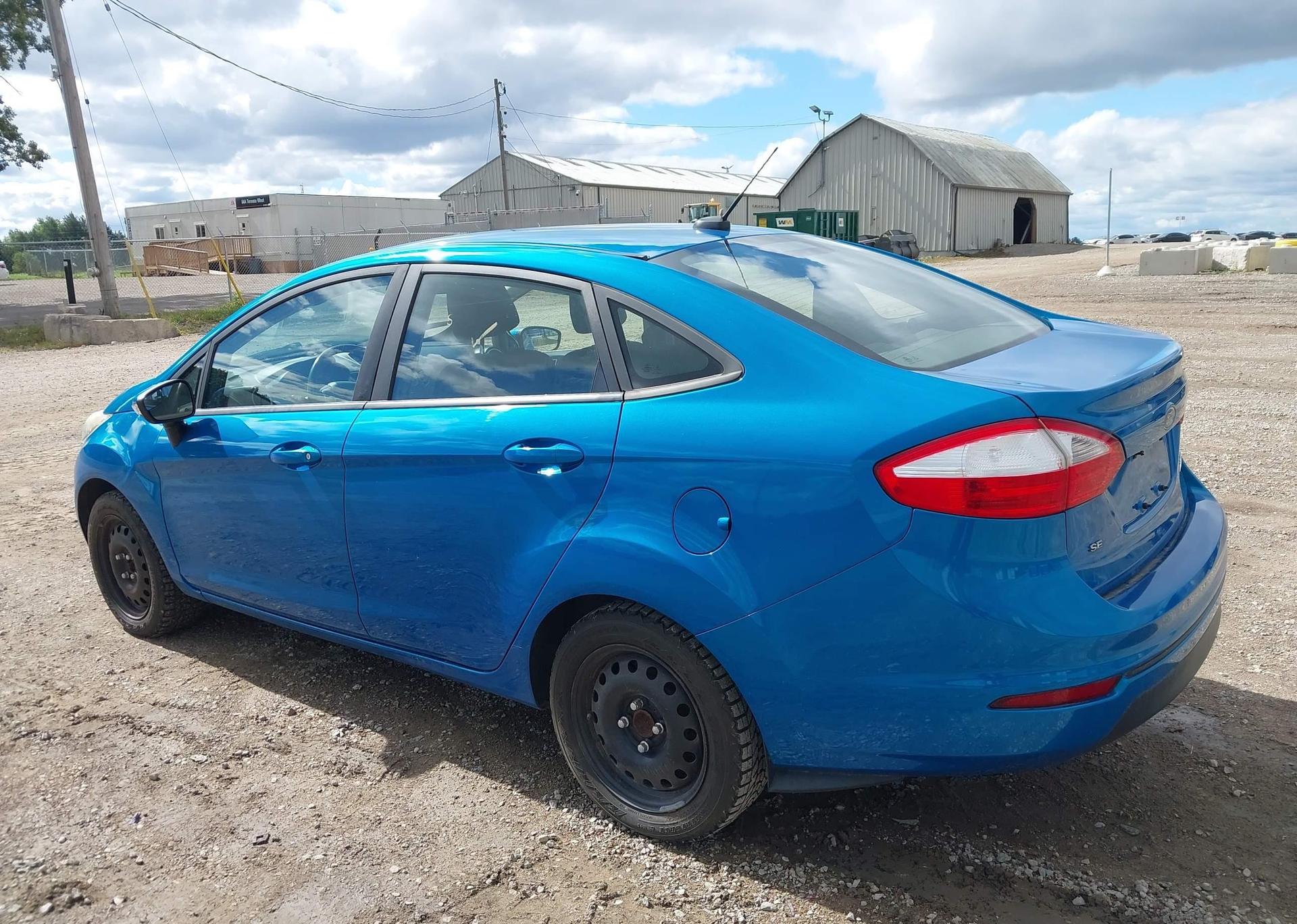 2016 FORD Fiesta