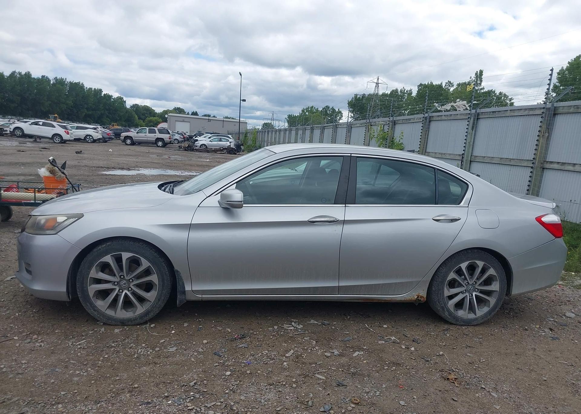 2013 HONDA ACCORD SPORT