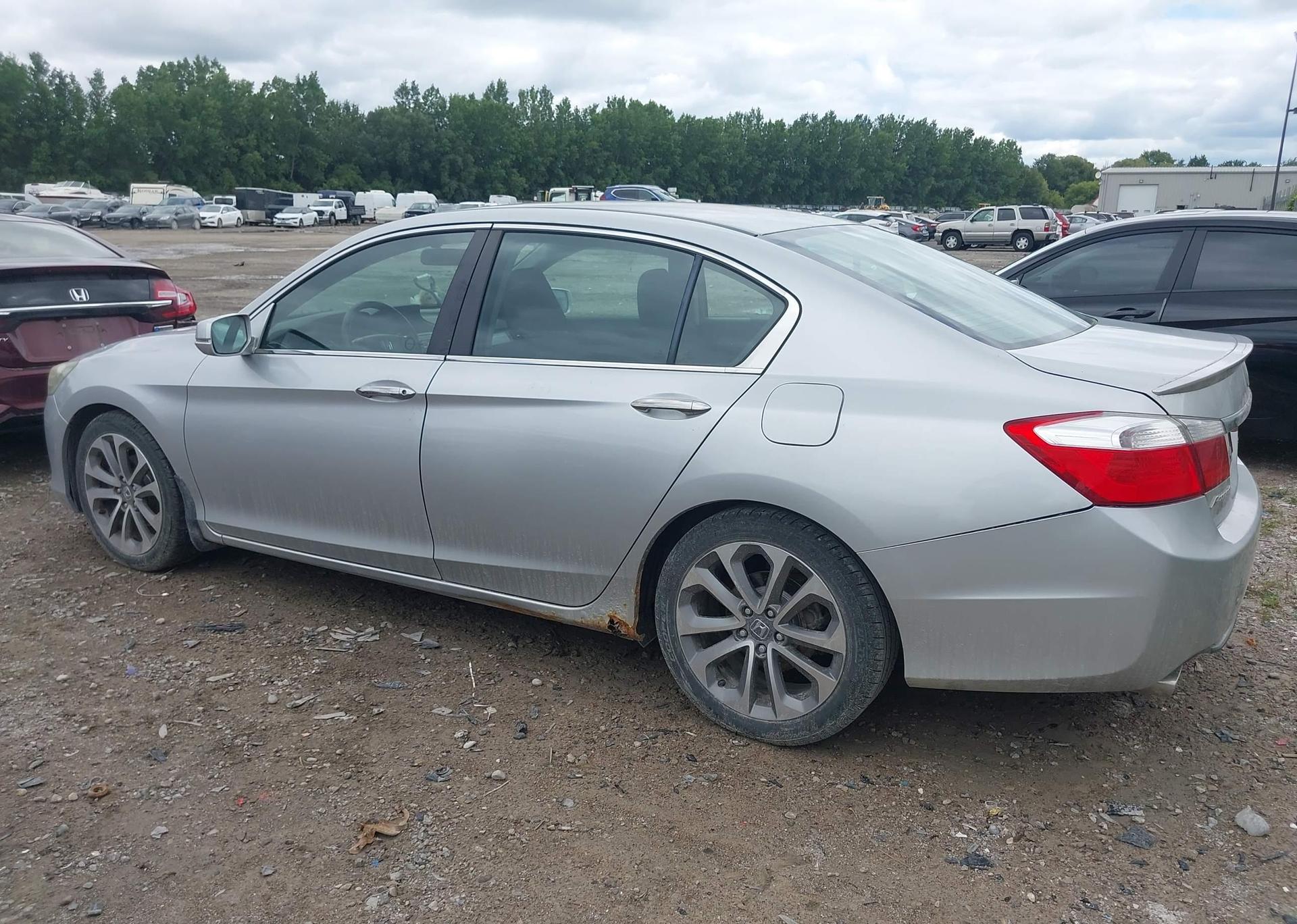 2013 HONDA ACCORD SPORT