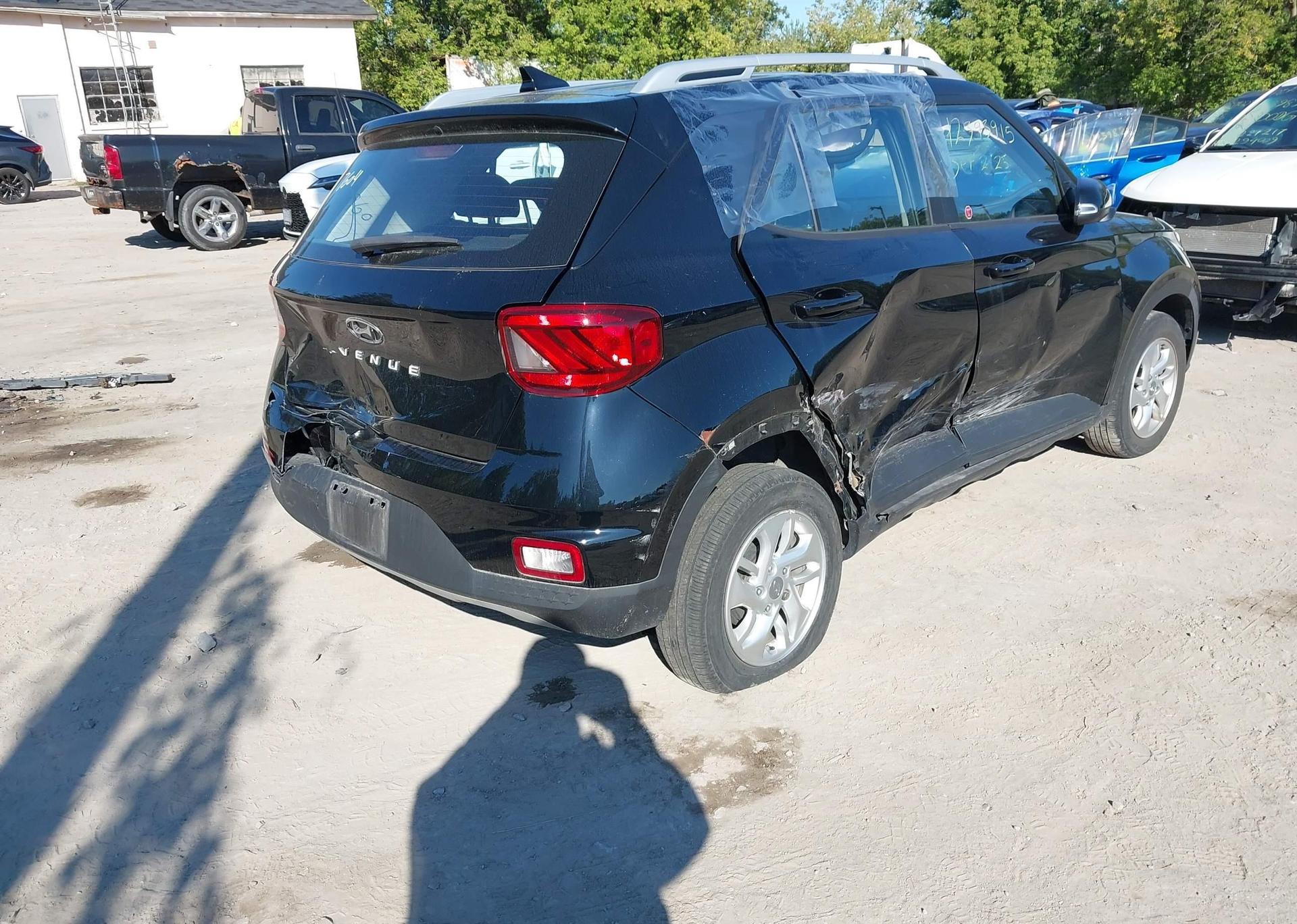 2022 HYUNDAI VENUE SEL