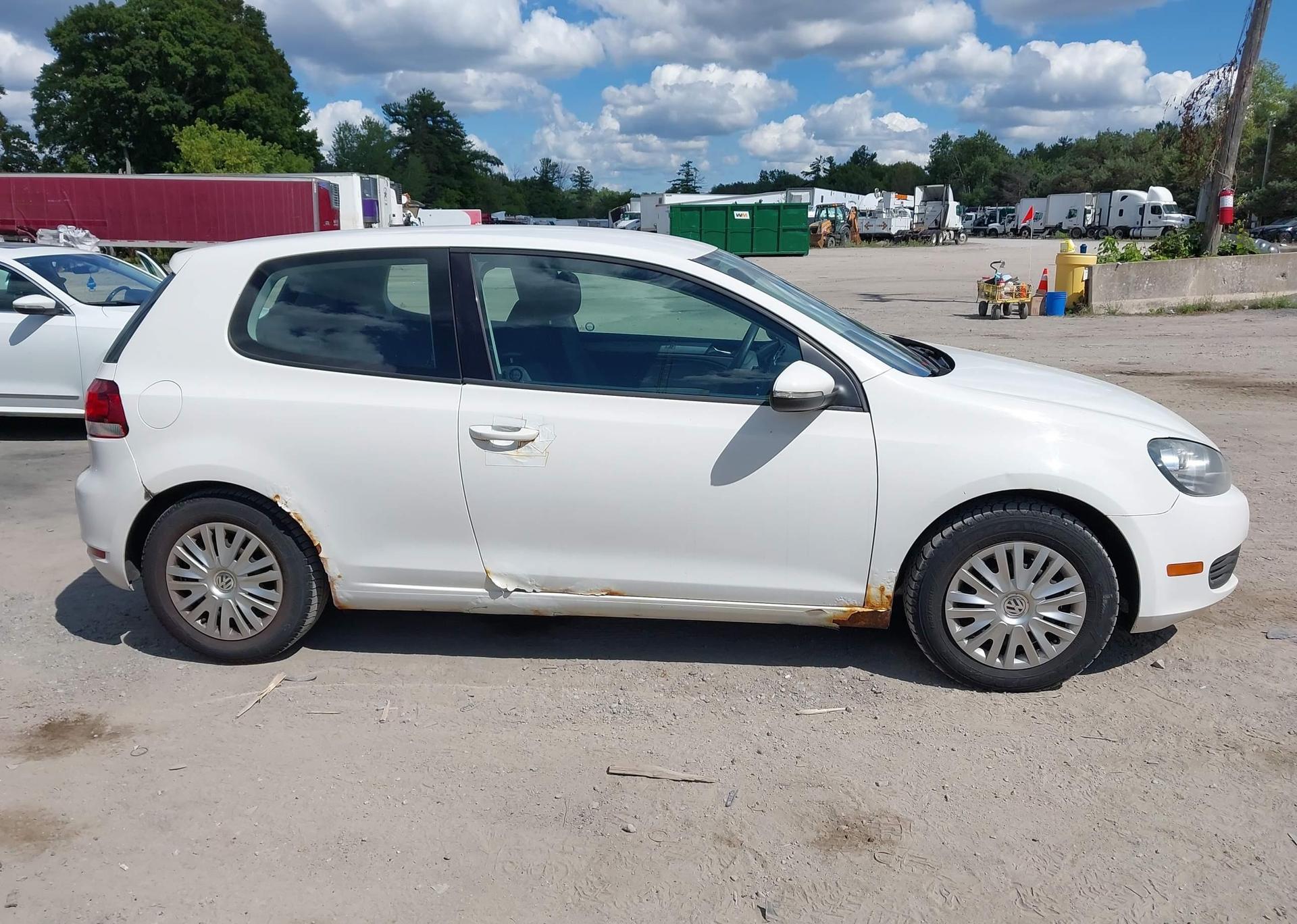 2012 VOLKSWAGEN GOLF
