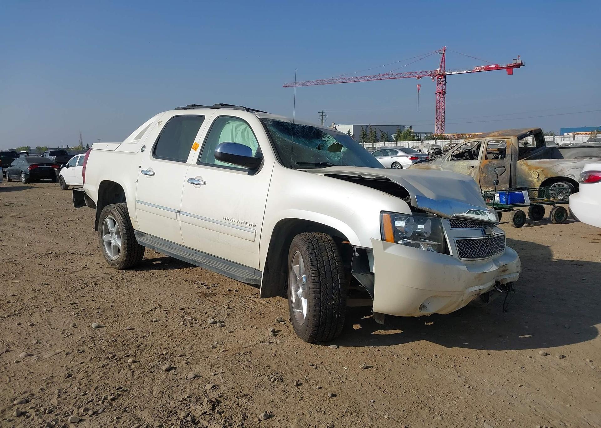 2013 CHEVROLET AVALANCHE LTZ