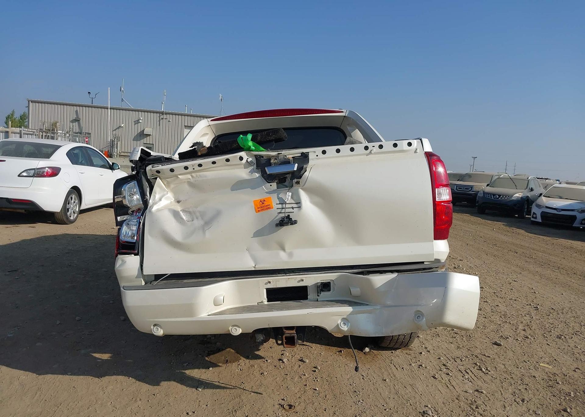 2013 CHEVROLET AVALANCHE LTZ