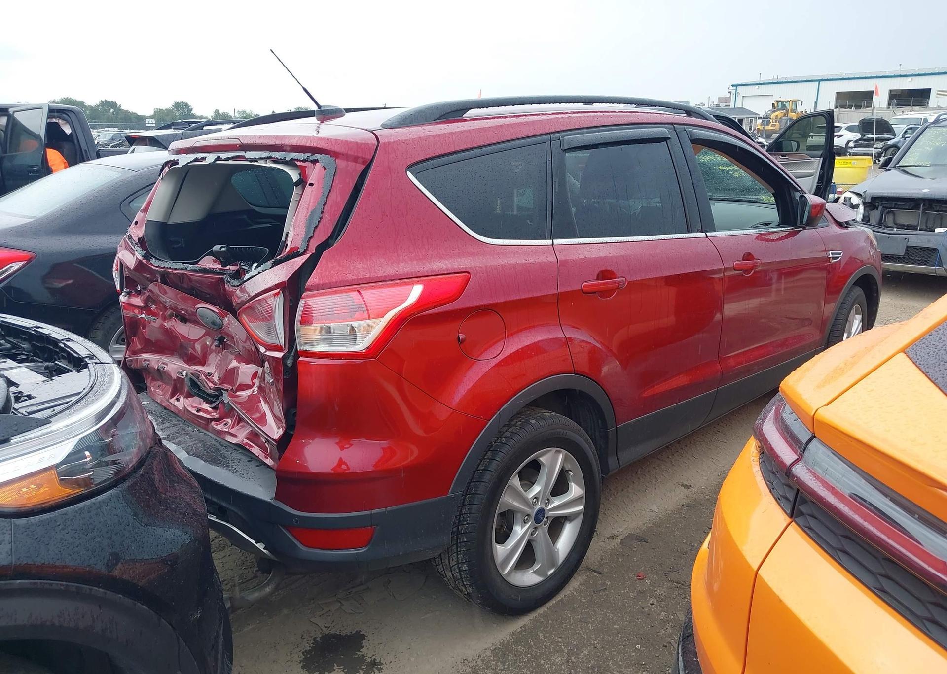 2014 FORD ESCAPE SE