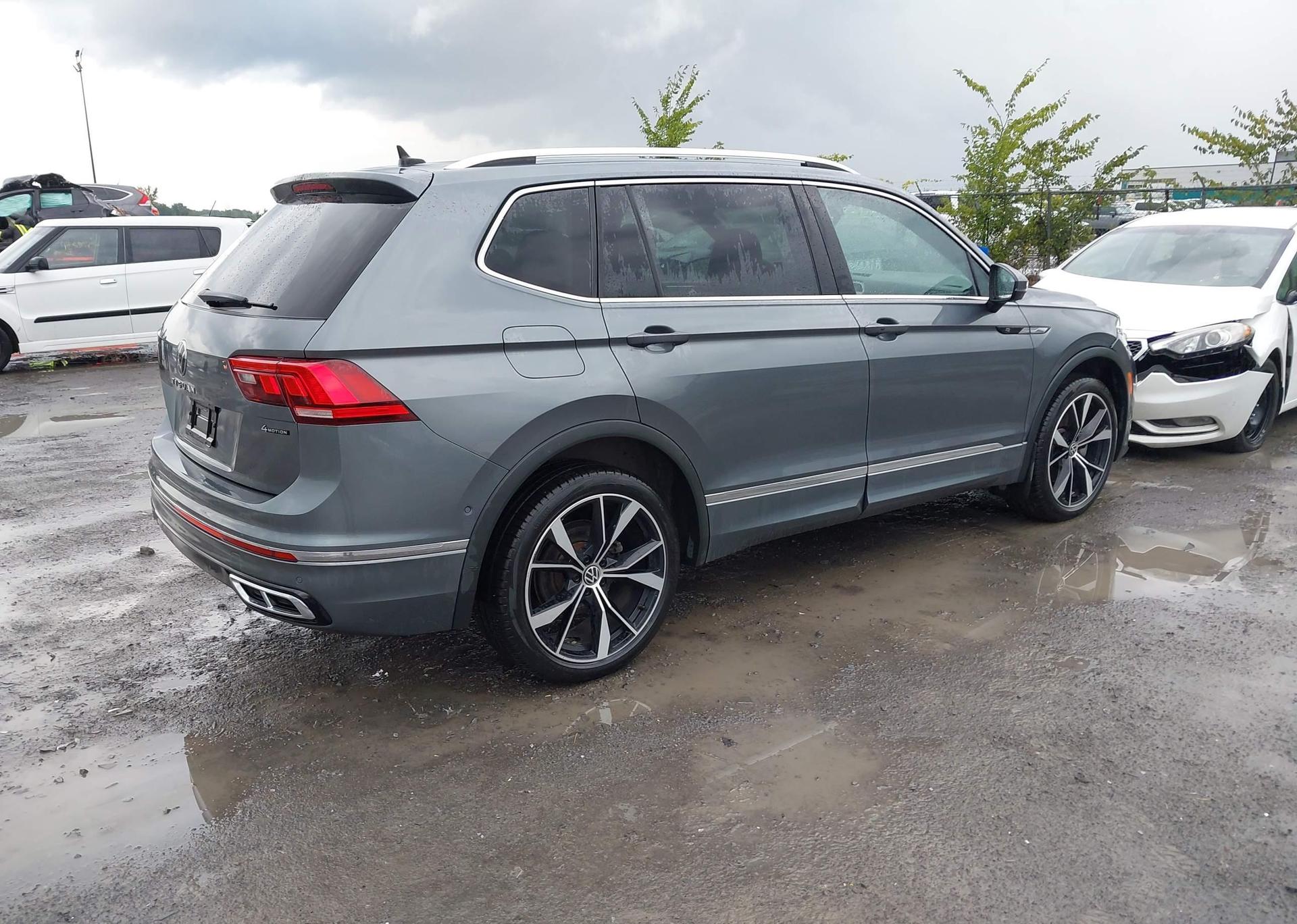 2022 VOLKSWAGEN TIGUAN