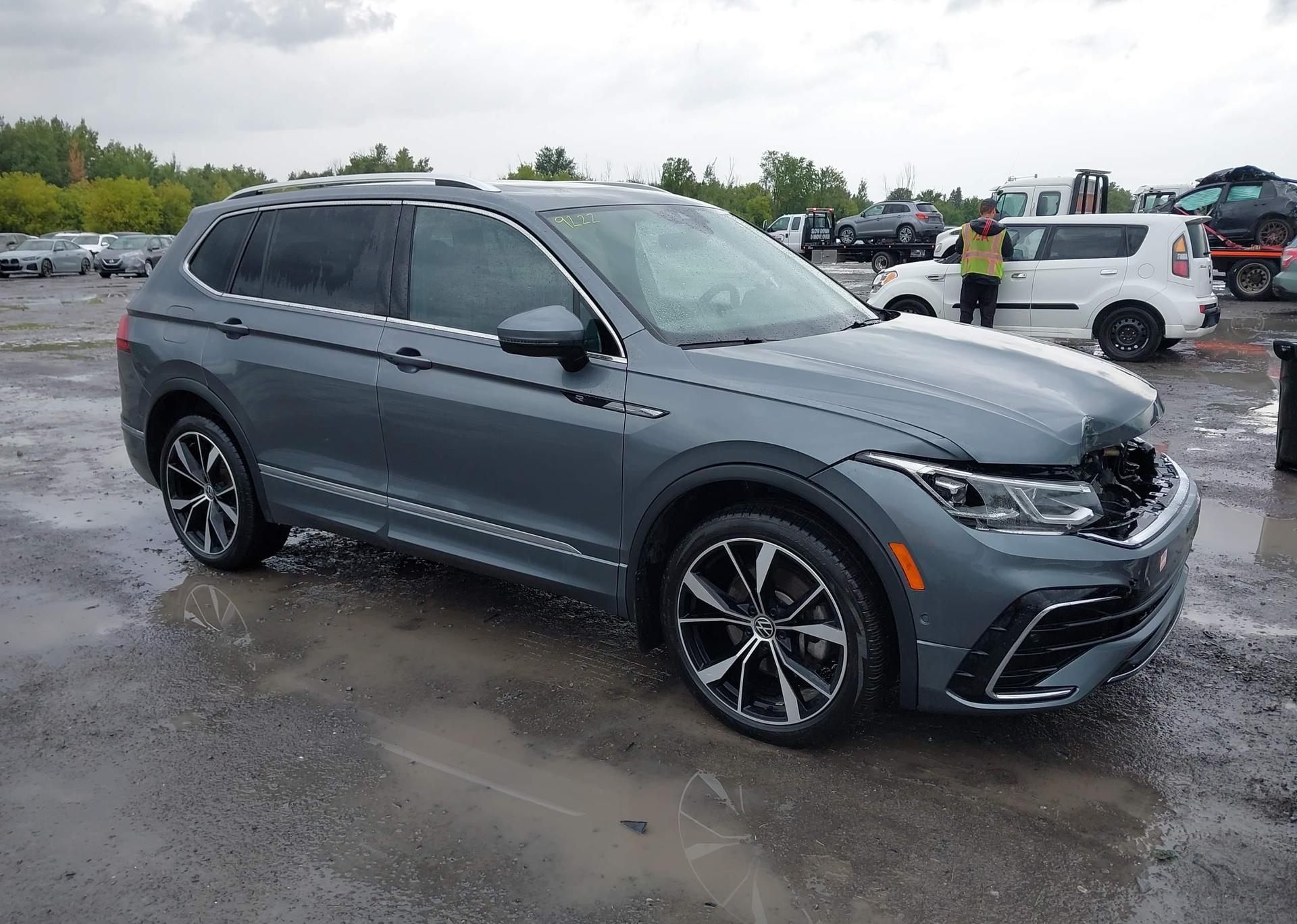 2022 VOLKSWAGEN TIGUAN