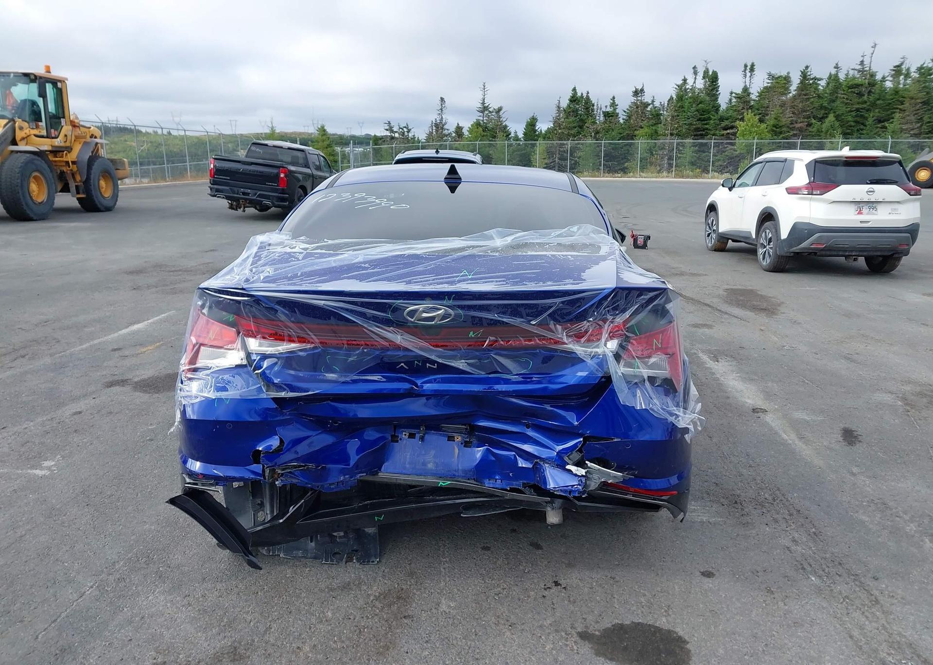 2022 HYUNDAI ELANTRA SEL