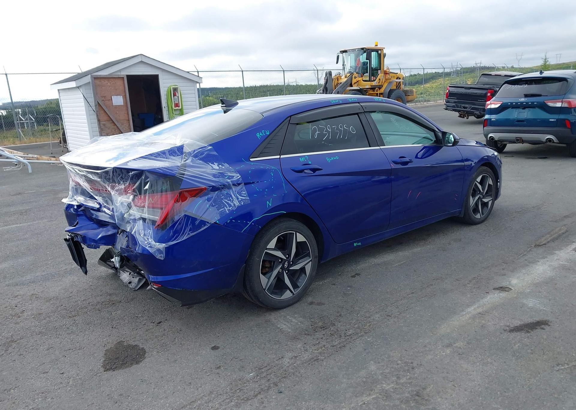 2022 HYUNDAI ELANTRA SEL