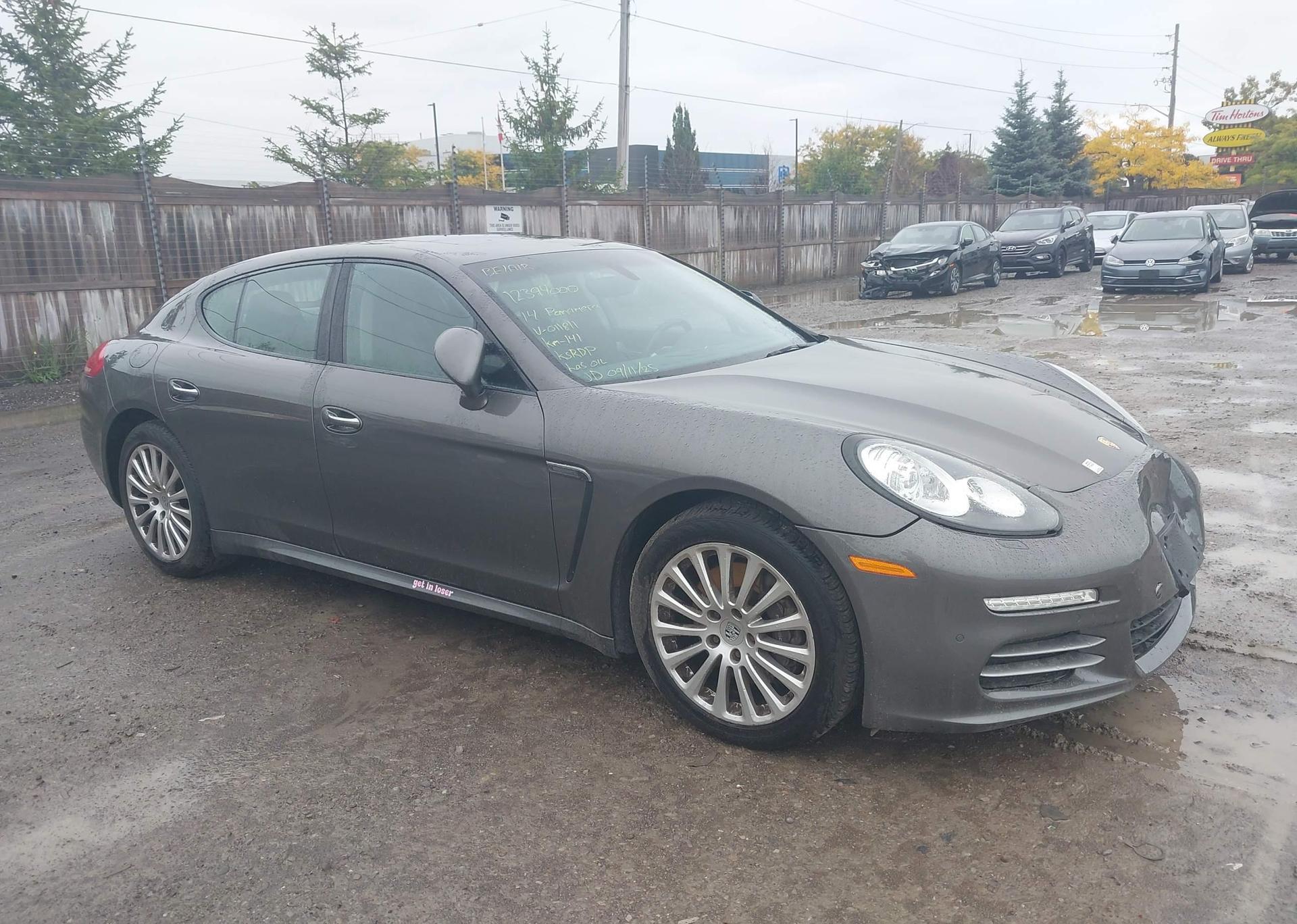 2014 PORSCHE PANAMERA