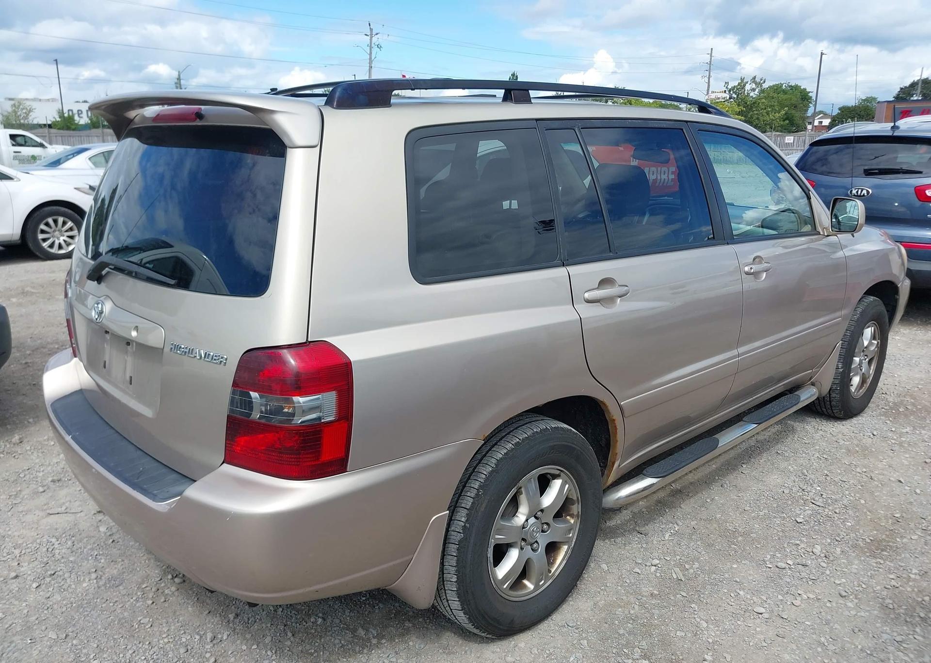 2004 TOYOTA HIGHLANDER V6