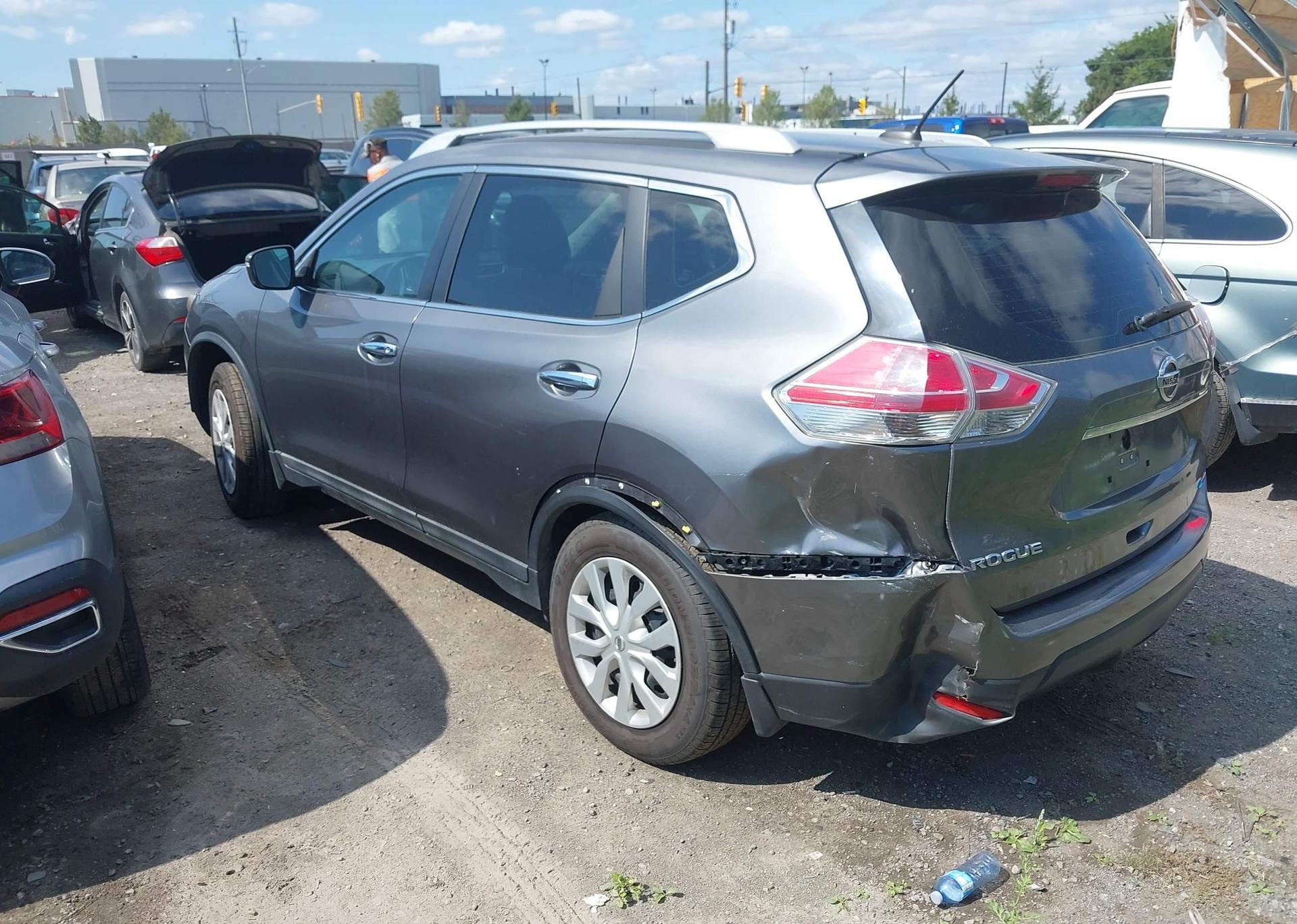 2015 NISSAN ROGUE S