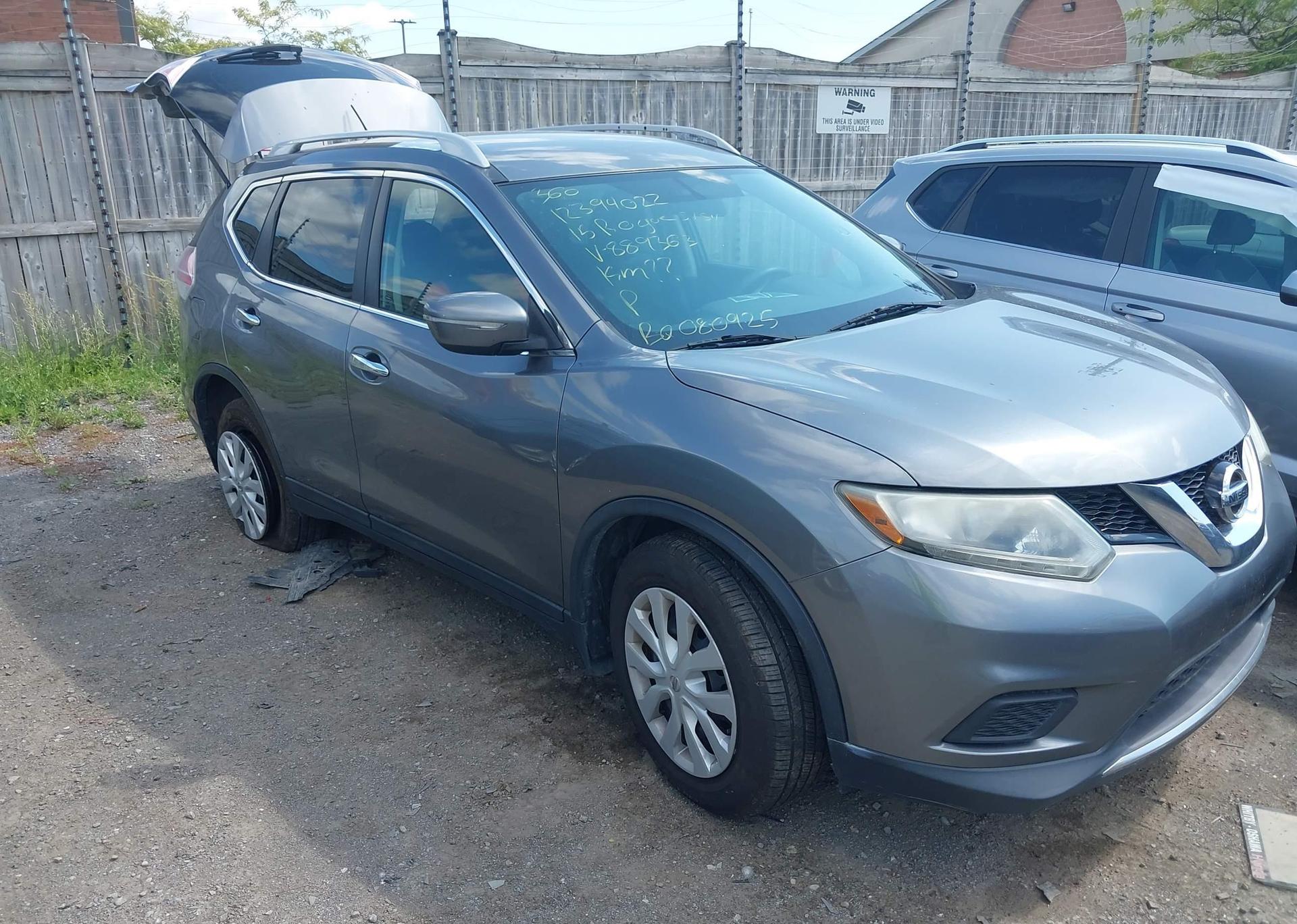 2015 NISSAN ROGUE S