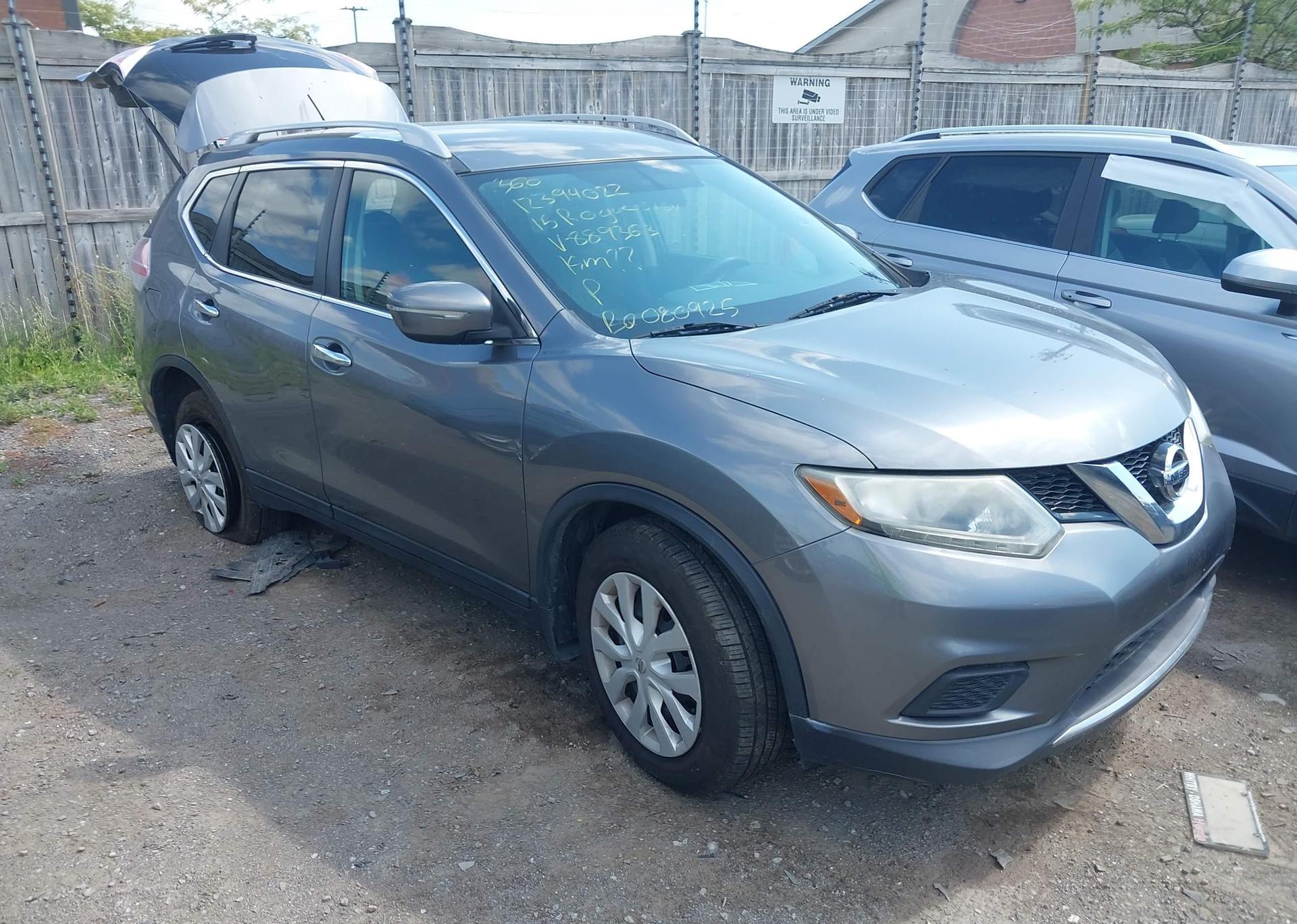 2015 NISSAN ROGUE S