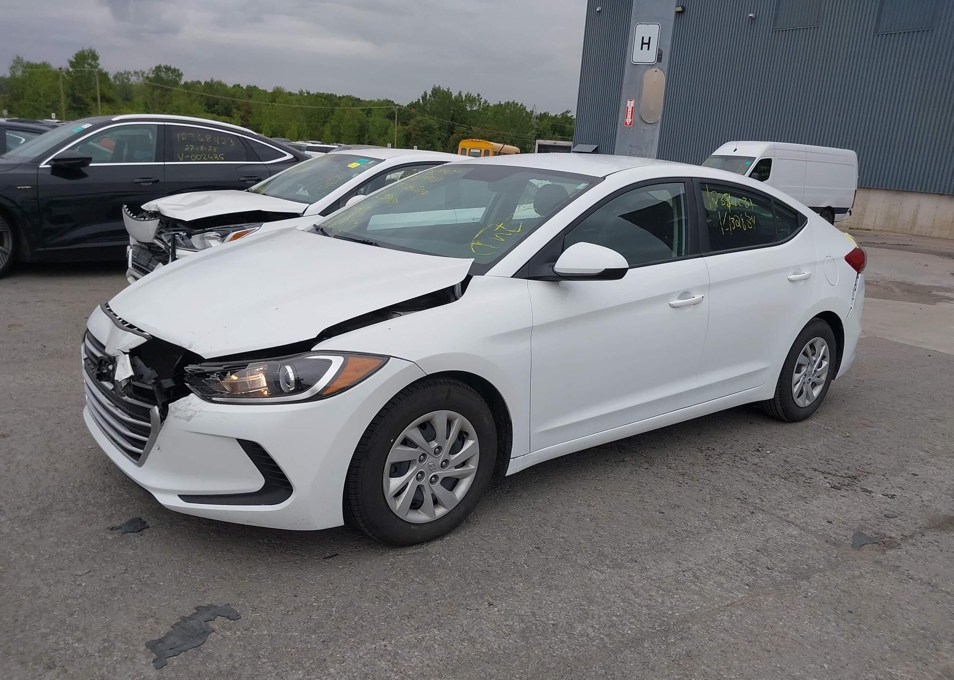 2017 HYUNDAI elantra se