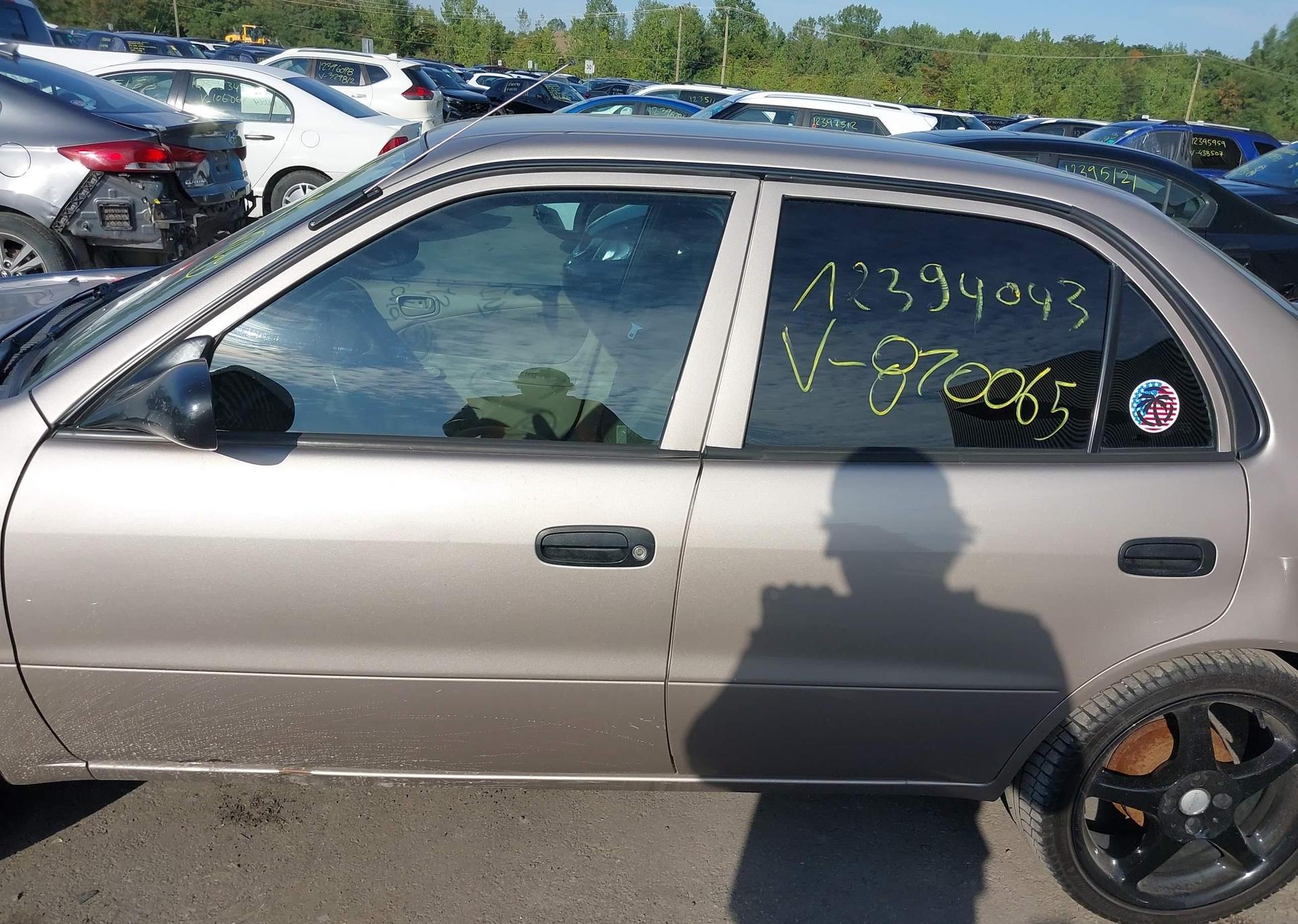 2002 TOYOTA COROLLA CE