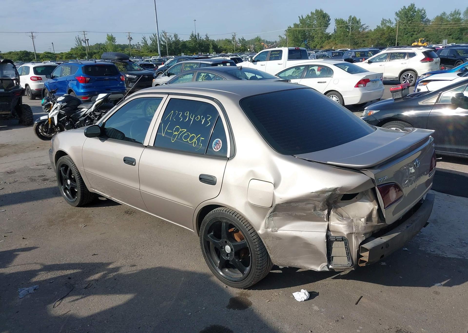 2002 TOYOTA COROLLA CE