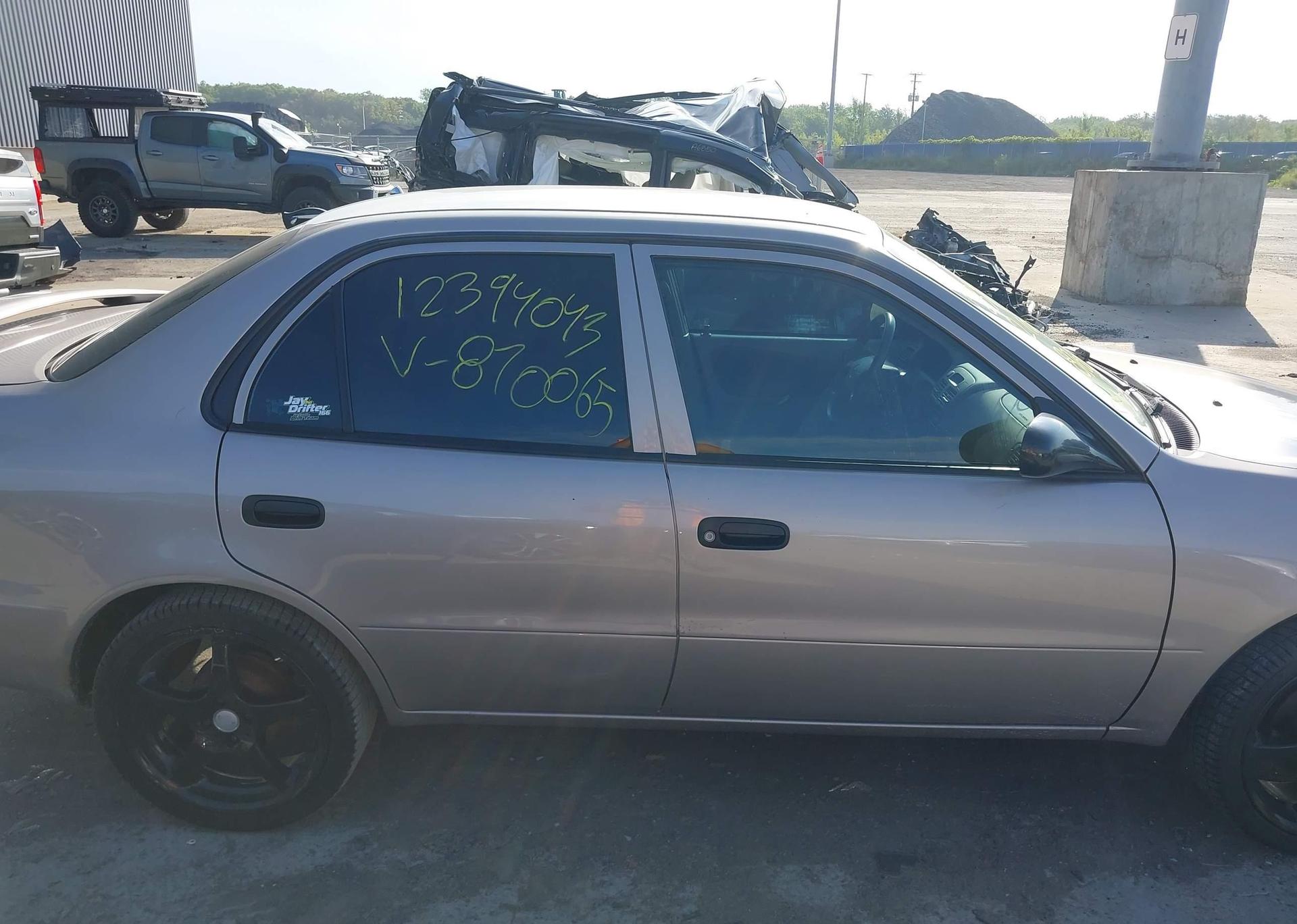 2002 TOYOTA COROLLA CE
