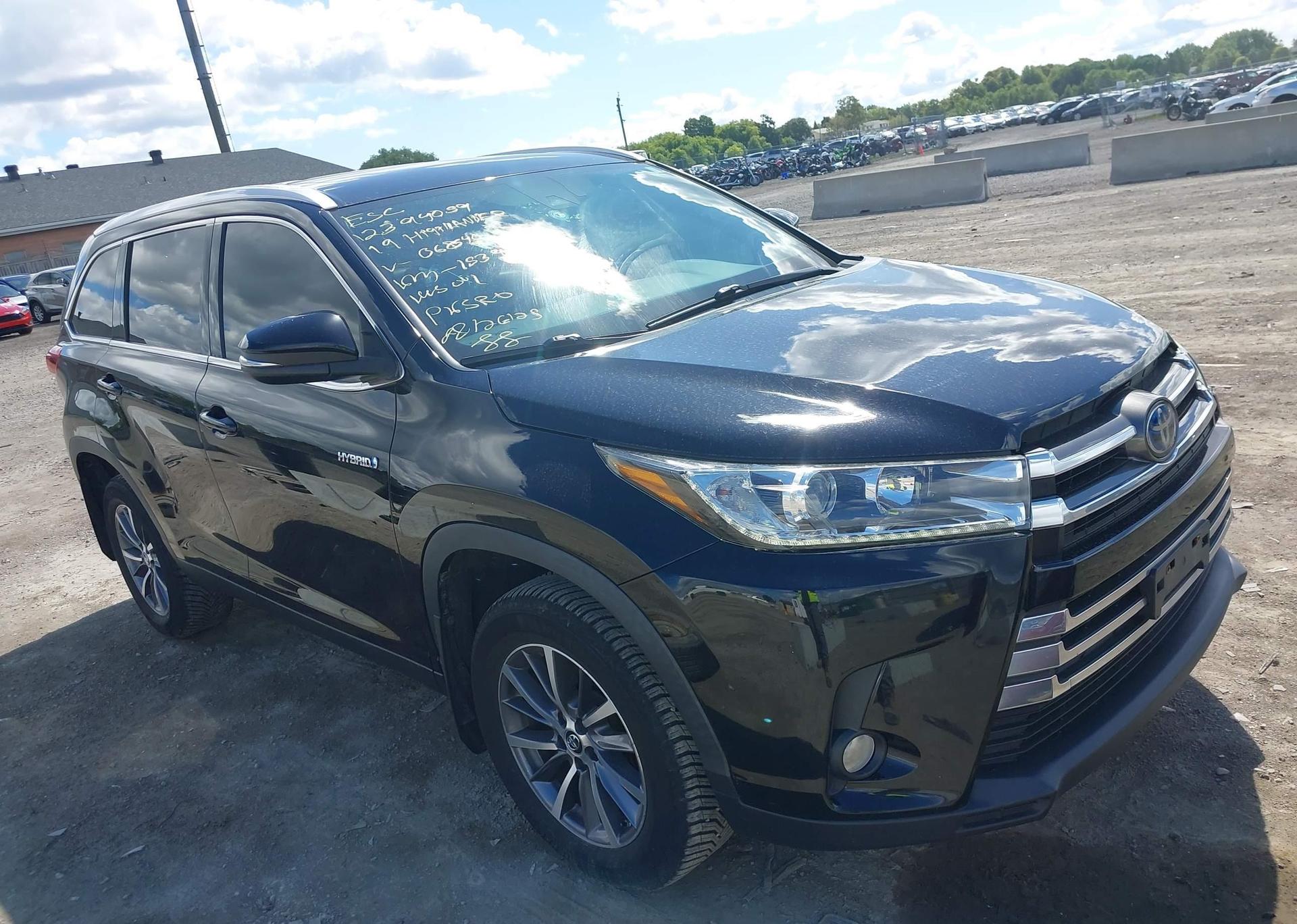 2019 TOYOTA HIGHLANDER HYBRID