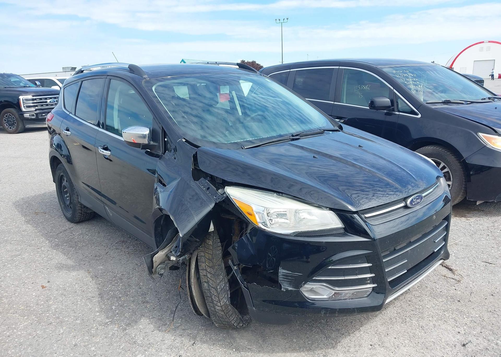 2016 FORD ESCAPE SE