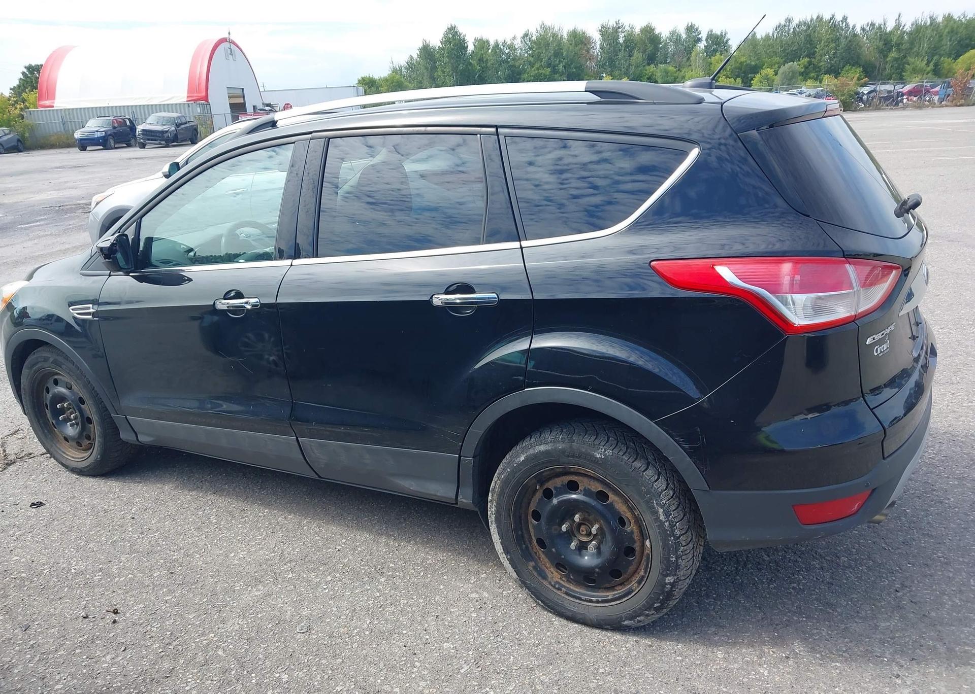 2016 FORD ESCAPE SE