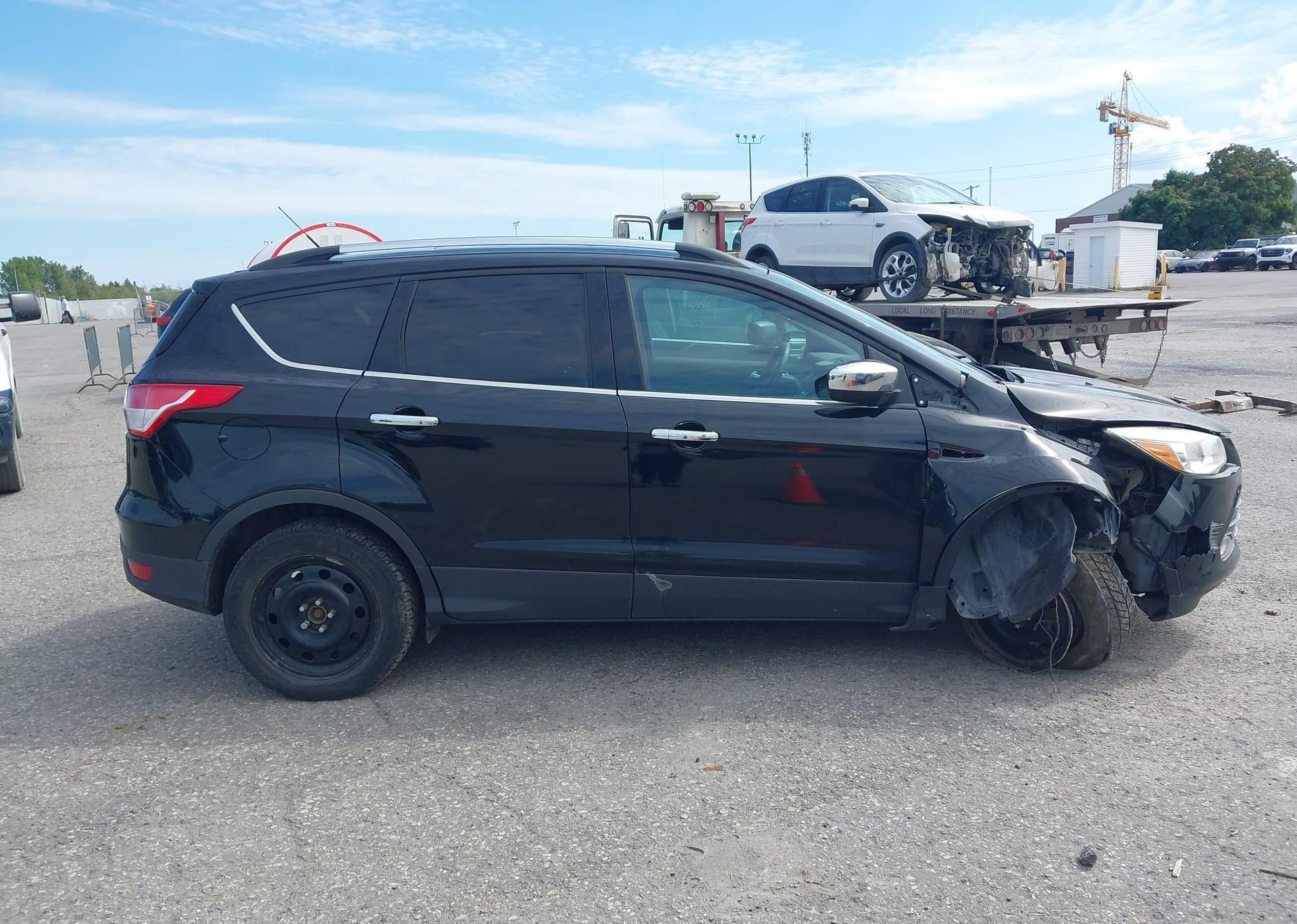 2016 FORD ESCAPE SE