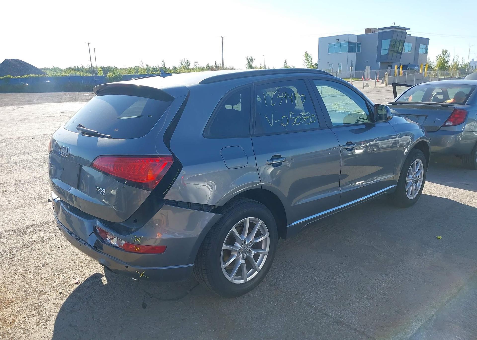 2014 AUDI Q5