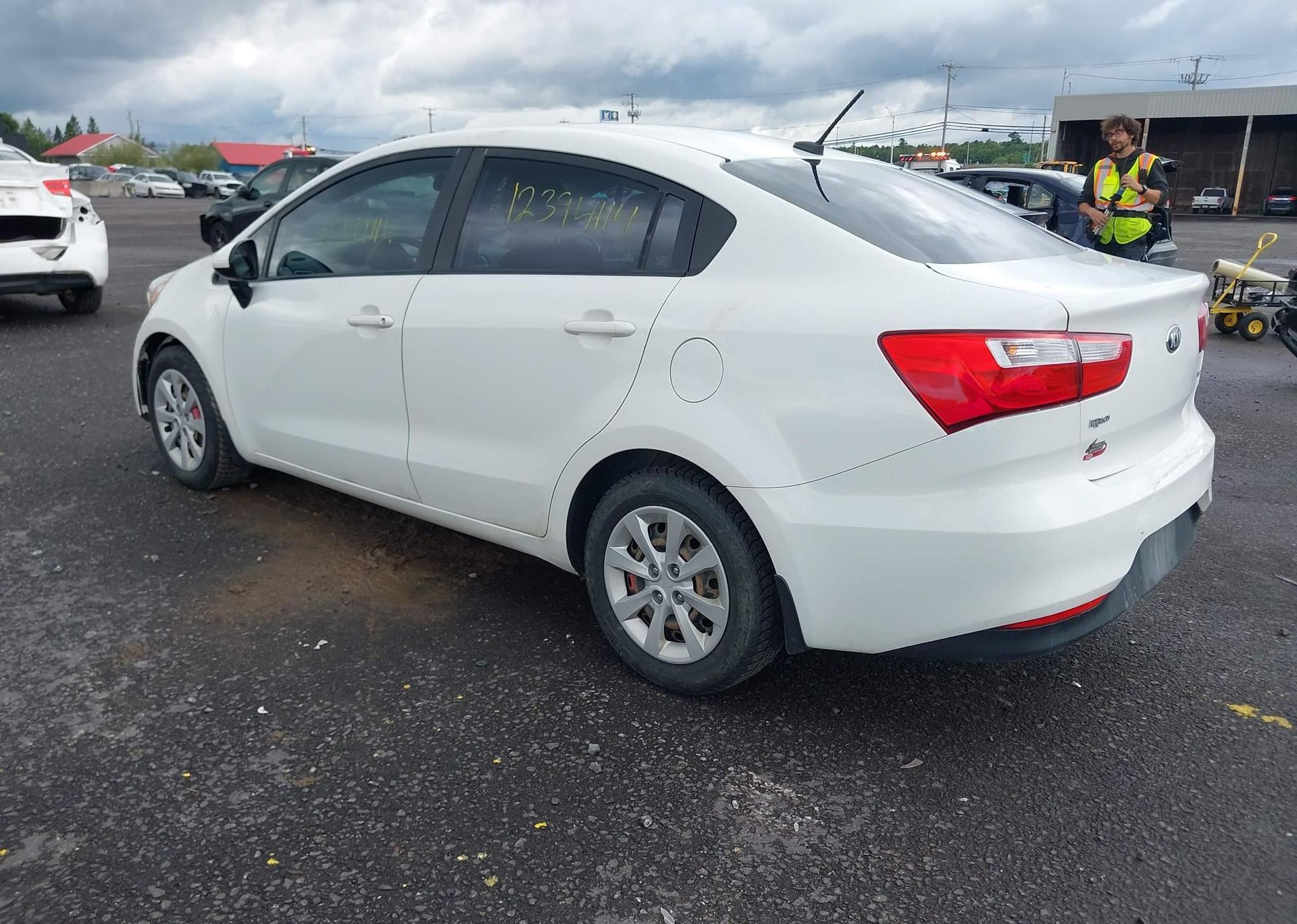 2016 KIA RIO EX